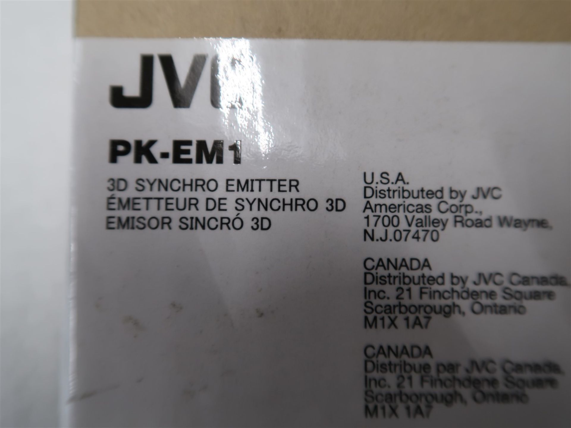 JVC 3D SYNCHRO EMITTER PK-EMI FOR PROJECTORS, (BNIB) - Image 2 of 2