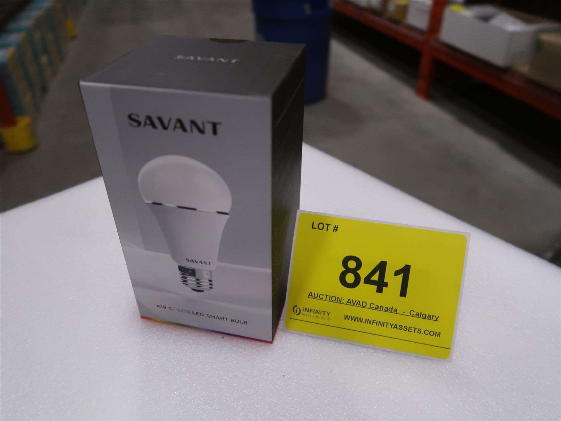 SAVANT A19 COLOR LED SMART BULB