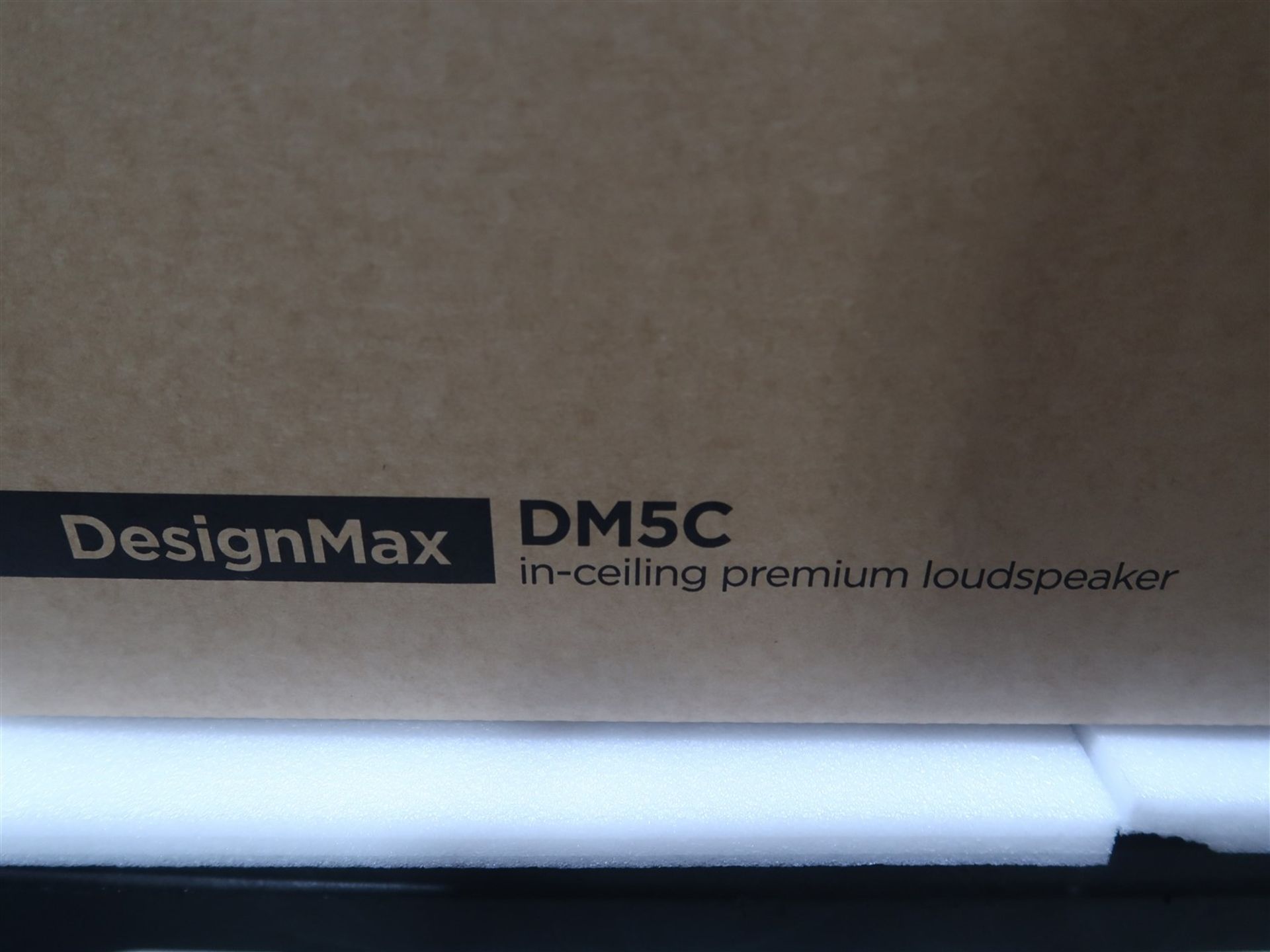 BOSE DESIGNMAX DM5SE SURFACE MOUNT PREMIUM LOUD SPEAKER, BLACK, PAIR, 70V/100V/80 4M, (BNIB) MSRP $ - Image 2 of 3