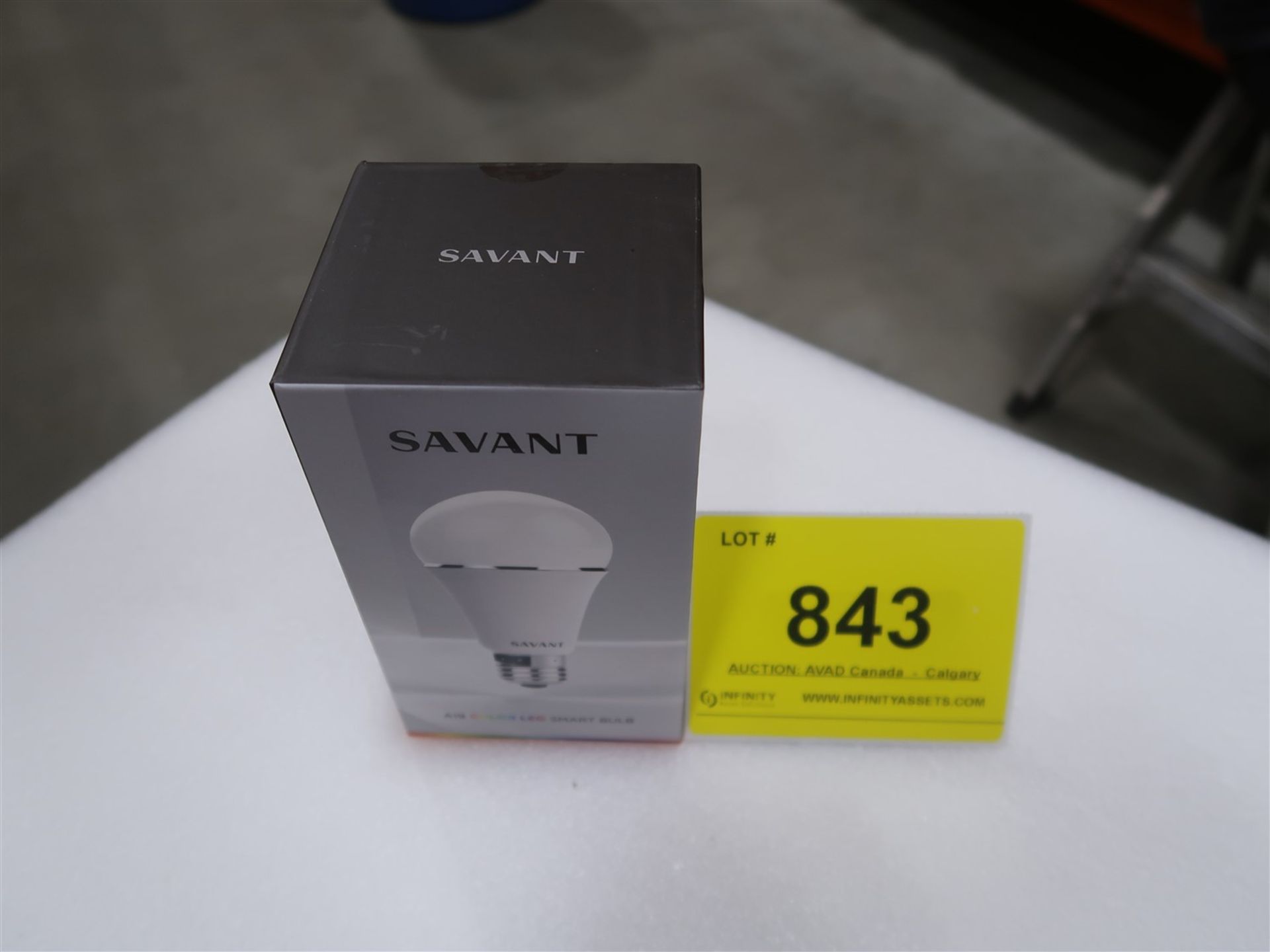 SAVANT A19 COLOR LED SMART BULB