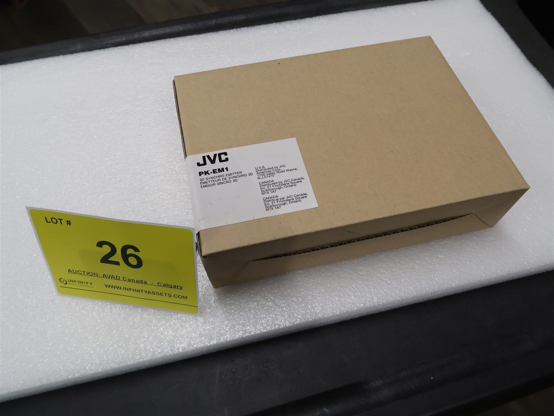 JVC 3D SYNCHRO EMITTER PK-EMI FOR PROJECTORS, (BNIB)