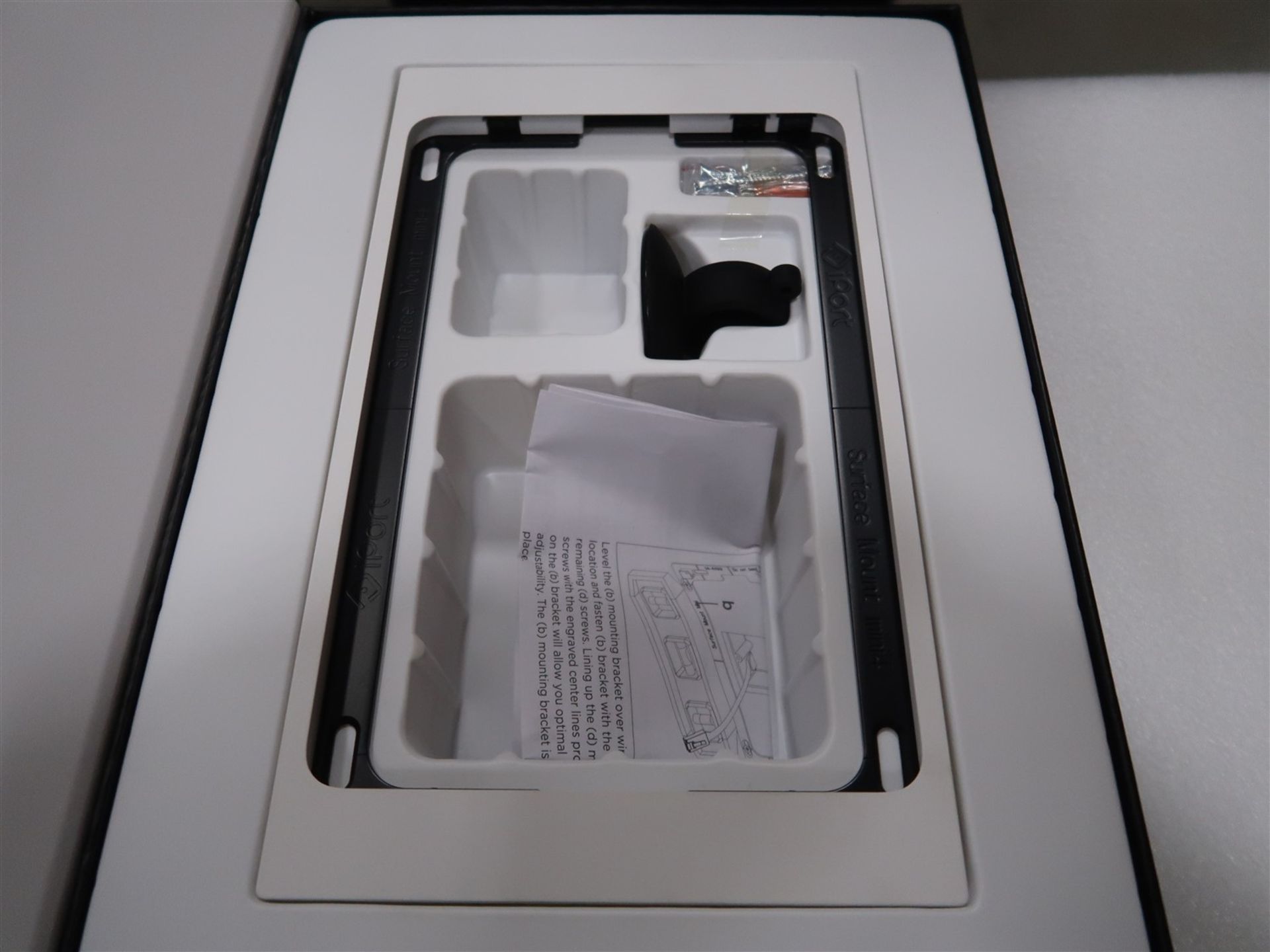 IPORT IPAD SURFACE MOUNT - Image 2 of 2