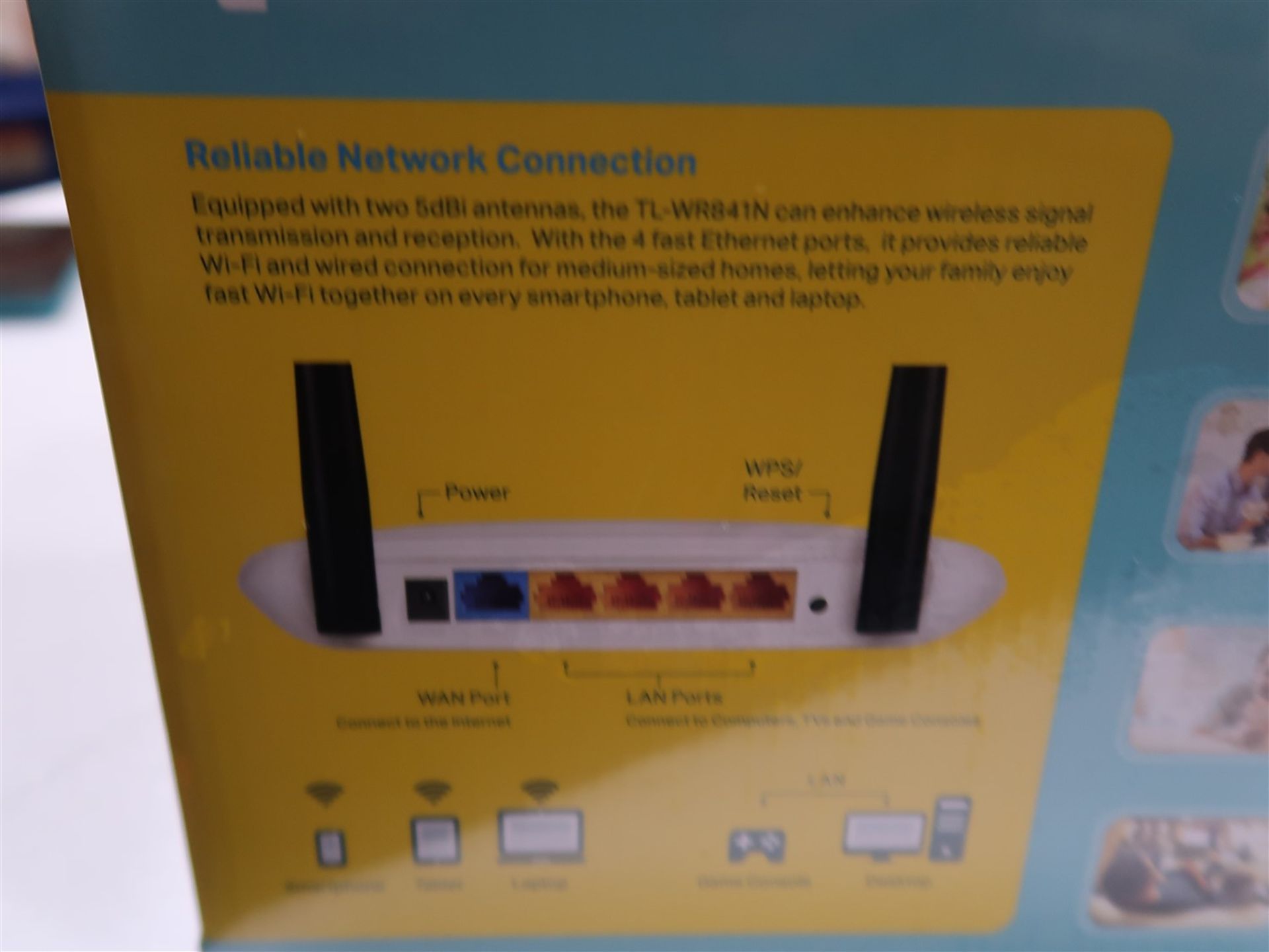 TP-LINK 300 MBPS WIRELESS N ROUTER TL-WR841N, (BNIB) - Image 2 of 2