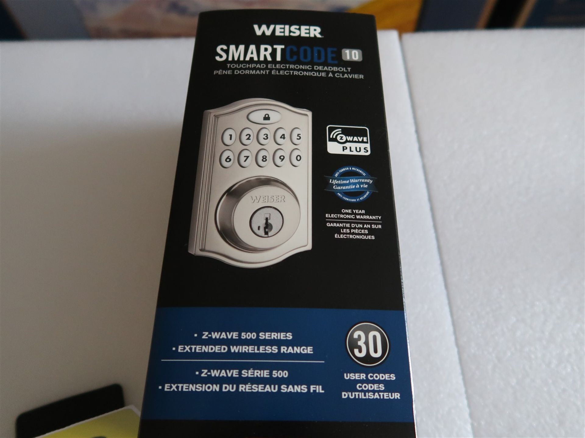 WEISER SMART CODE 10 TOUCH PAD ELECTRONIC DEAD BOLT SILVER FINISH 9GED 18000-016, (BNIB) - Image 2 of 3