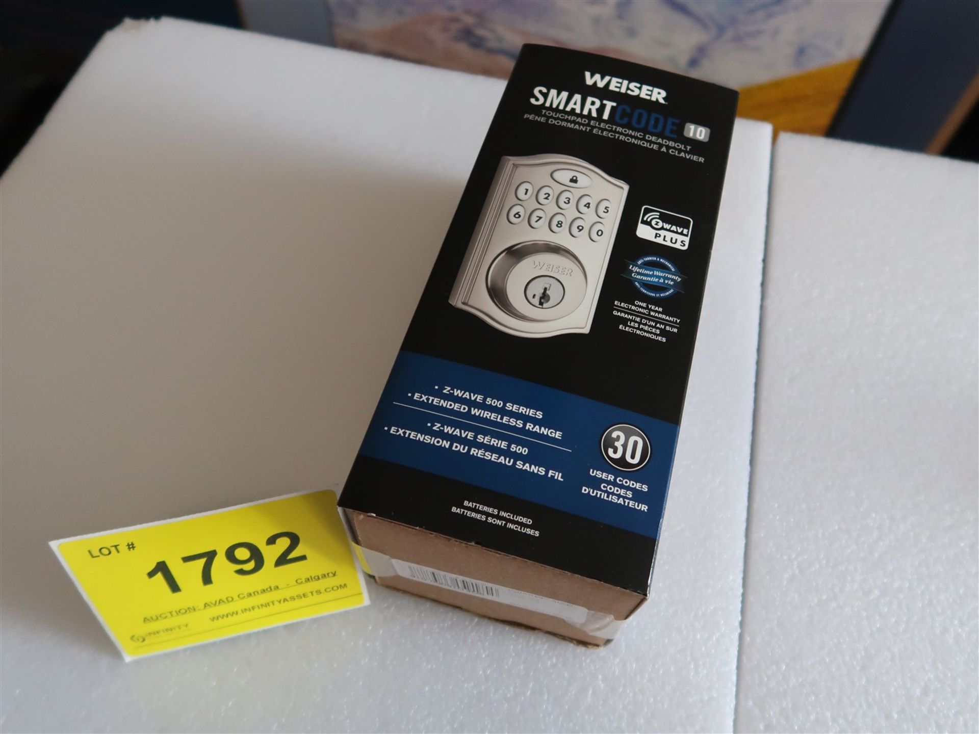 WEISER SMART CODE 10 TOUCH PAD ELECTRONIC DEAD BOLT SILVER FINISH 9GED 18000-016, (BNIB)