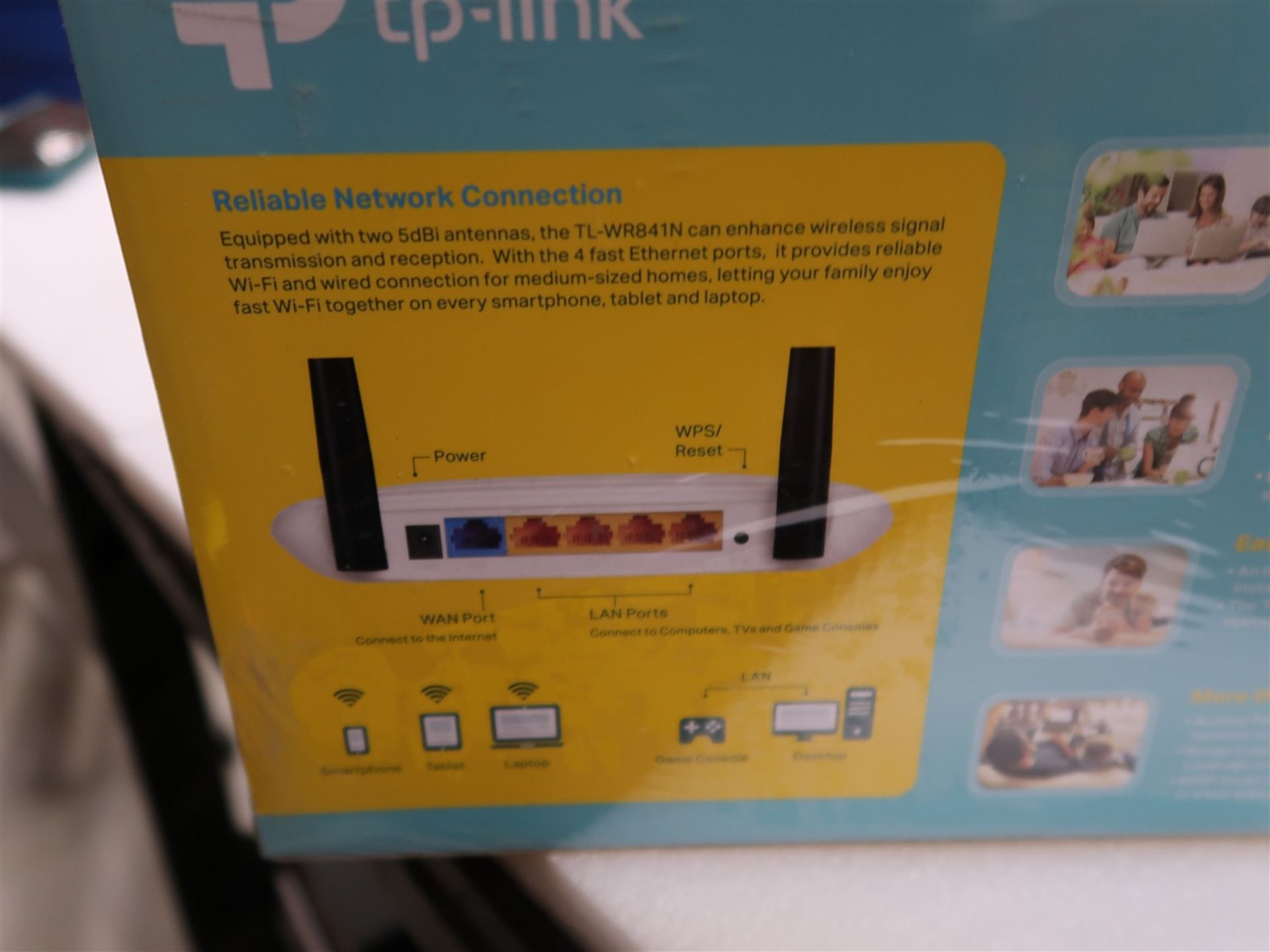 TP-LINK 300 MBPS WIRELESS N ROUTER TL-WR841N, (BNIB) - Image 2 of 2