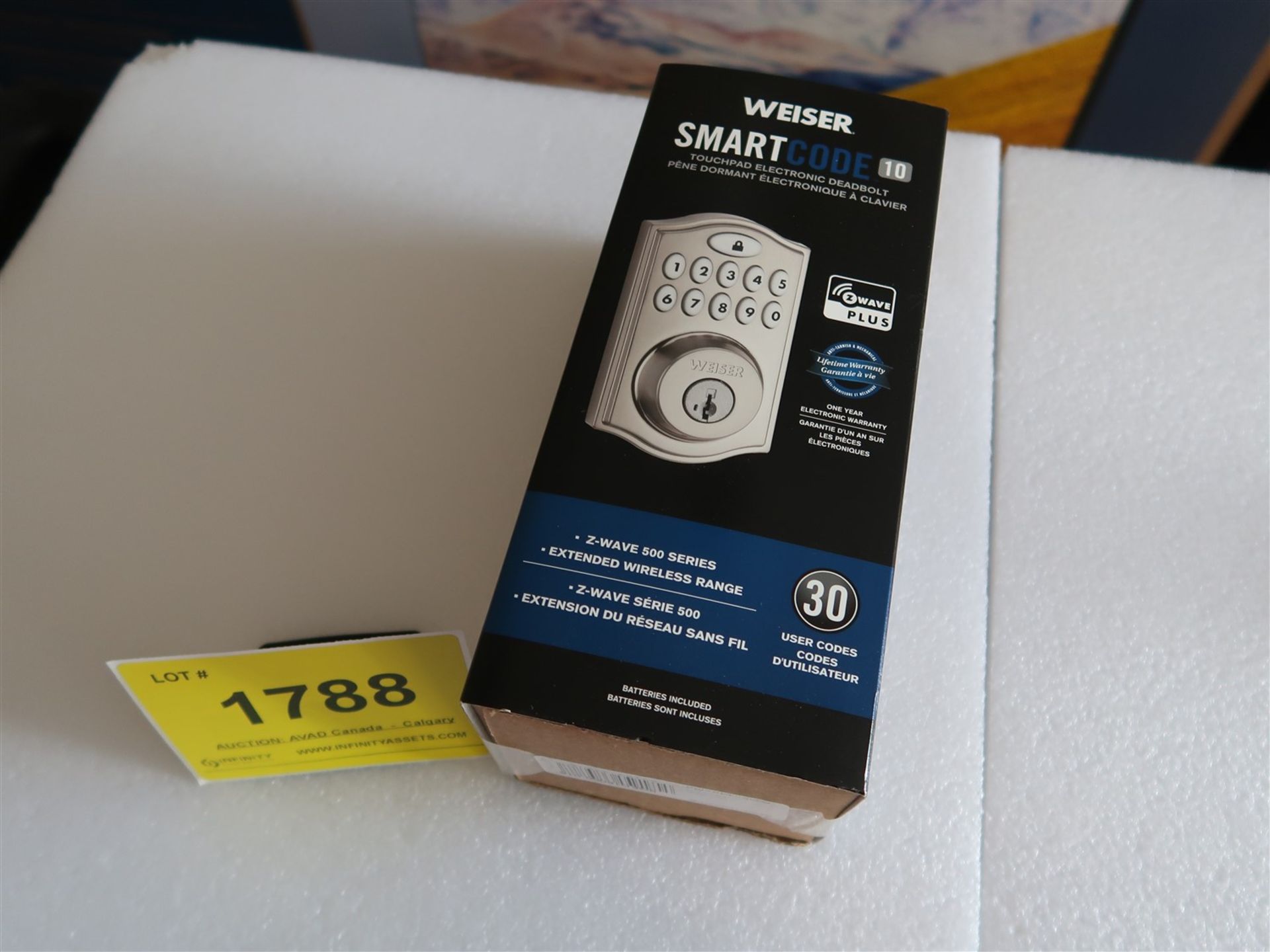 WEISER SMART CODE 10 TOUCH PAD ELECTRONIC DEAD BOLT SILVER FINISH 9GED 18000-016, (BNIB)