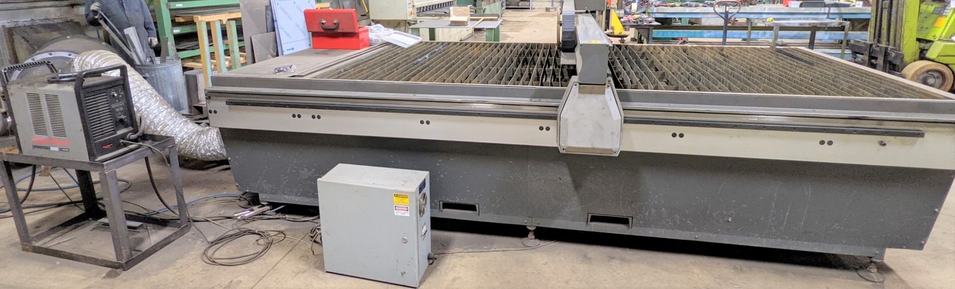 MULTICAM 1000 PLASMA CUTTING TABLE, 5’ X 10’, S/N 1-204-P04929 W/ HYPERTHERM POWERMAX 1000 G3 SERIES - Image 4 of 23