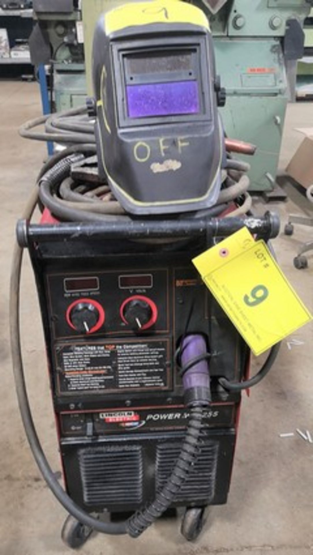 LINCOLN ELECTRIC POWER MIG 255 WELDER, S/N K1693-10986 U1030405834 W/ ANTRA HTH-1800A MASK - Image 3 of 6