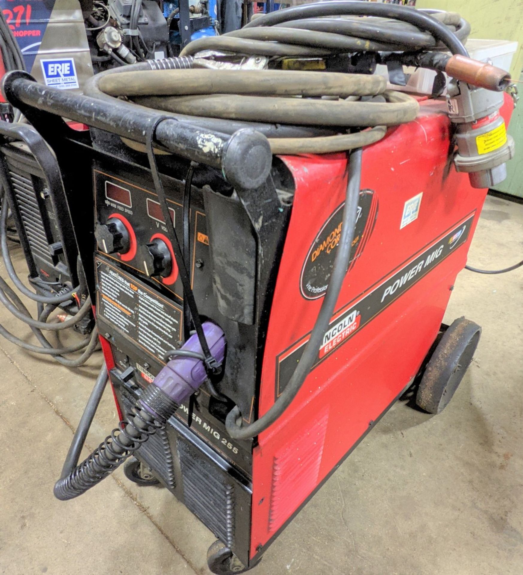 LINCOLN ELECTRIC POWER MIG 255 WELDER, S/N K1693-10986 U1030405834 W/ ANTRA HTH-1800A MASK - Image 2 of 6