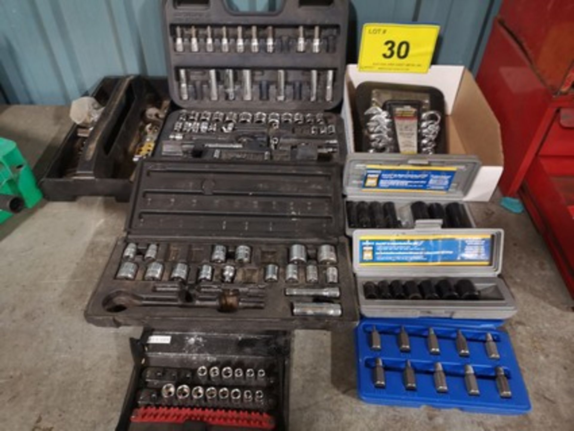 LOT OF ASST. SOCKETS AND WRENCH W/ TOOLBOX - Image 2 of 5