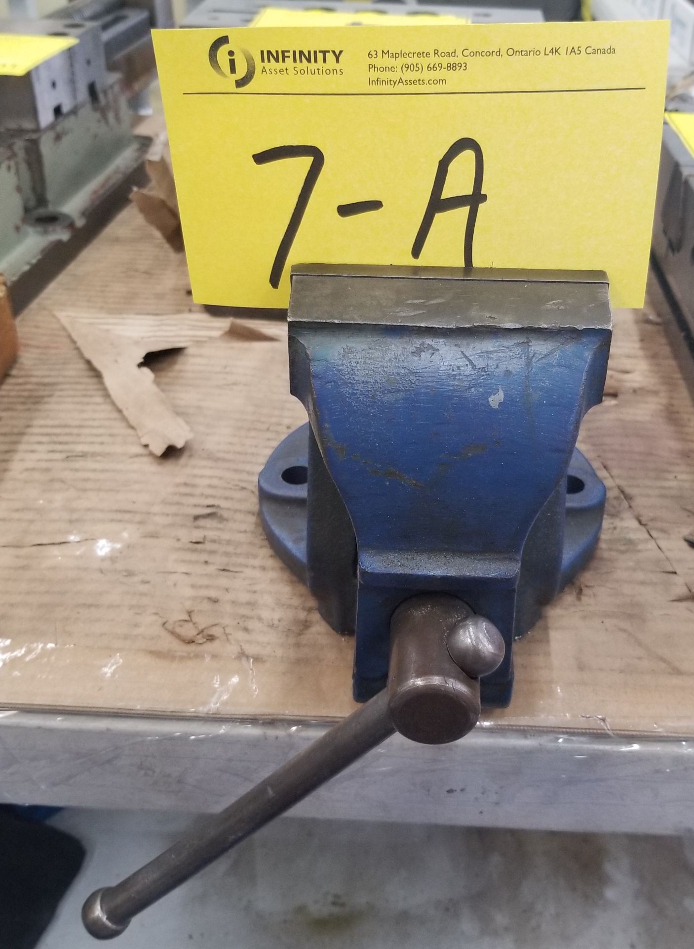 4" BENCH VISE