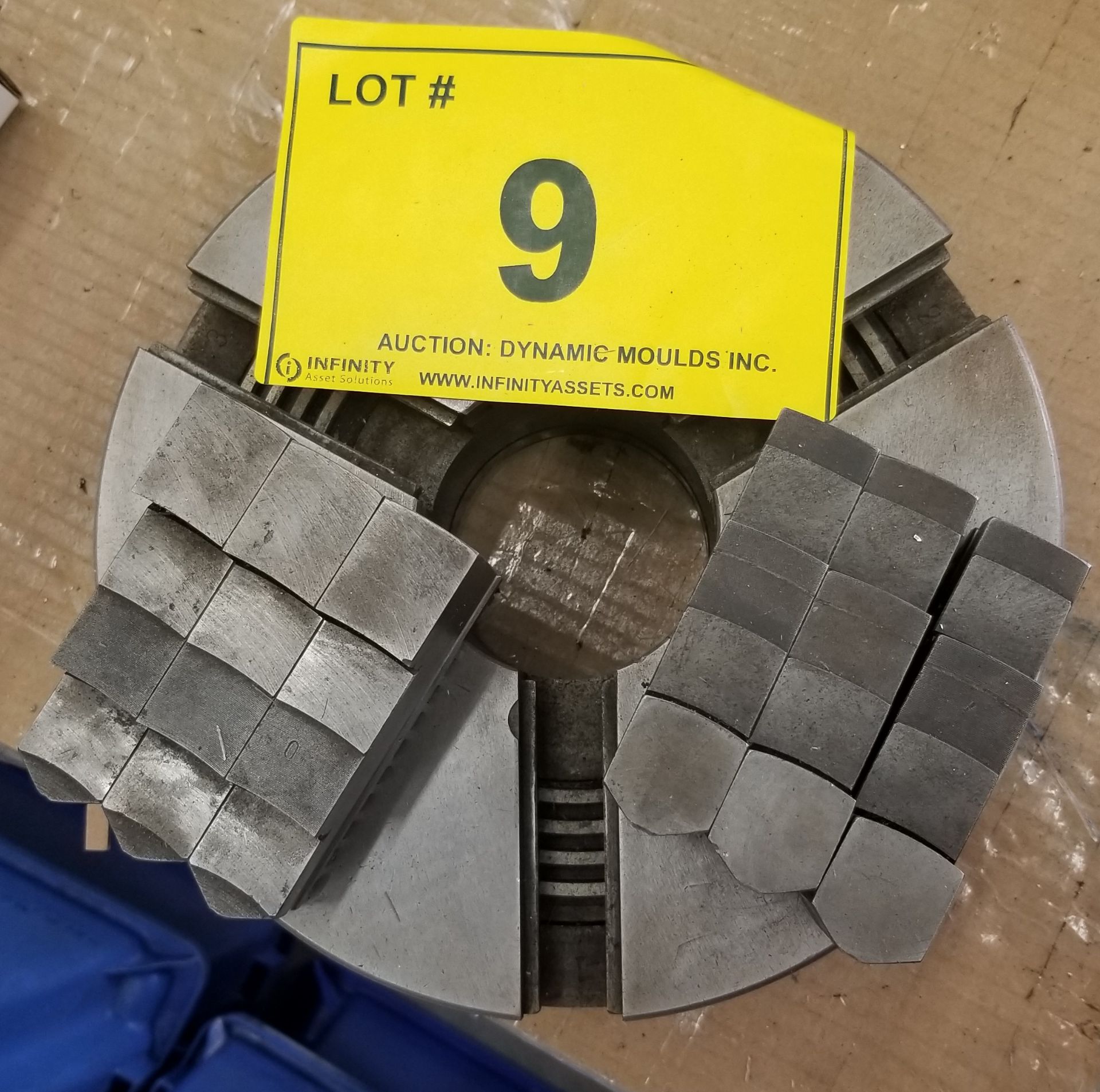 10" 3 JAW CHUCK