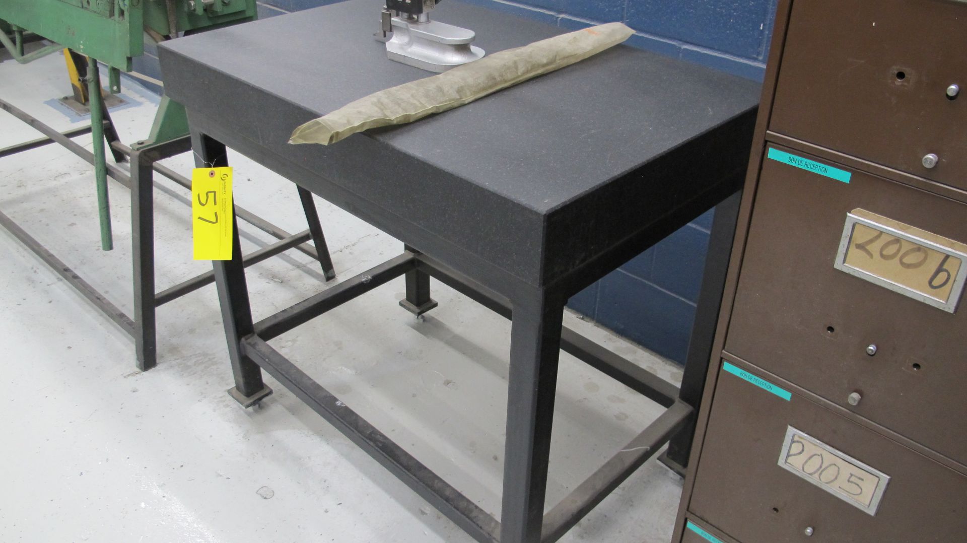 APPROX. 36"L X 24"W X 4"H GRANITE SURFACE PLATE (MACHINE SHOP) - Image 2 of 2