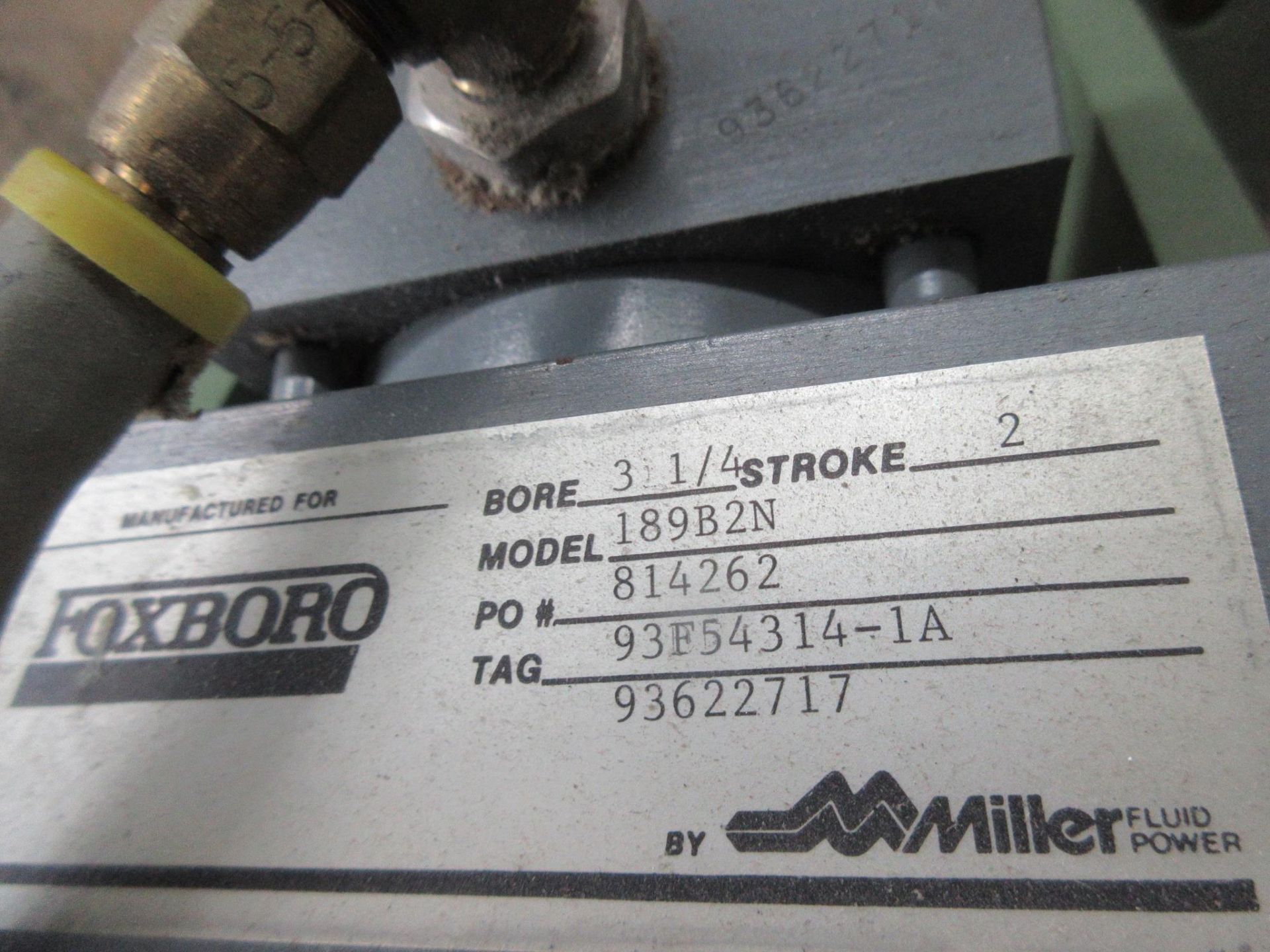 LOT OF (3) MILLER FLUID POWER / FOXBORO MODEL A89B2N ON PALLET (SOUTHWEST WAREHOUSE) - Image 4 of 4