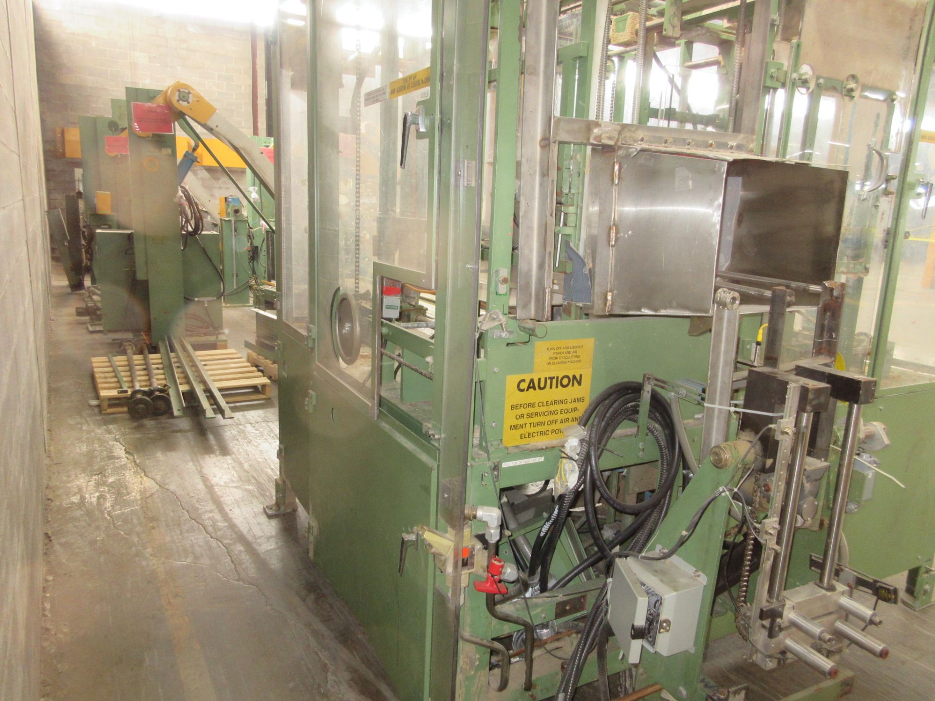 SALWASSER R300AL WRAPPER W/ CONTROLS, ELECTRICAL PANEL AND OUTFEED CONVEYOR (NORTHEAST WAREHOUSE) - Image 4 of 4