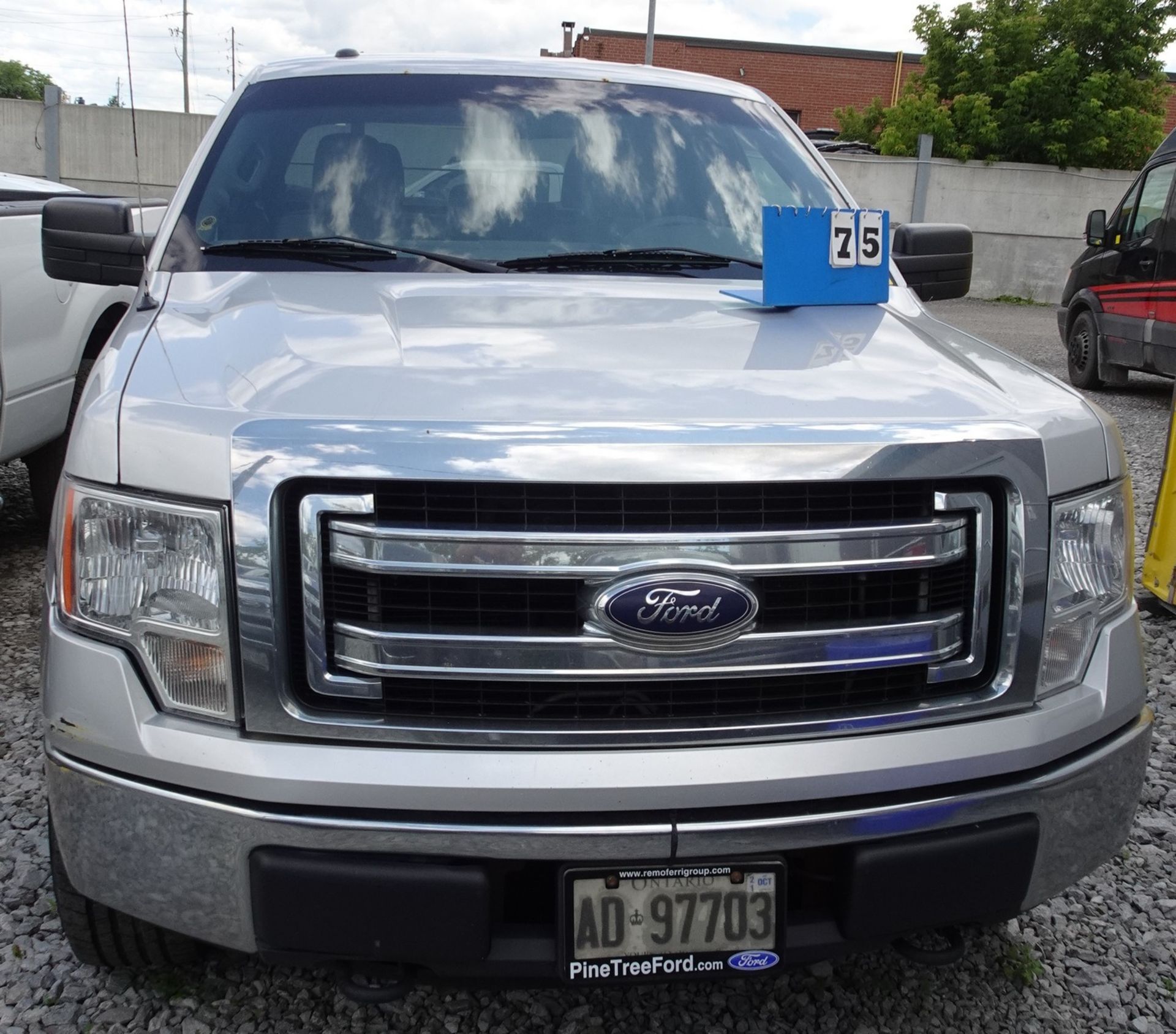 2013 FORD F150 XLT PICK -UP, BOX LINER, 4 X 4, 308,432 KMS, RUNNING BOARDS, BACK RACK, BOX COVER, - Image 2 of 12