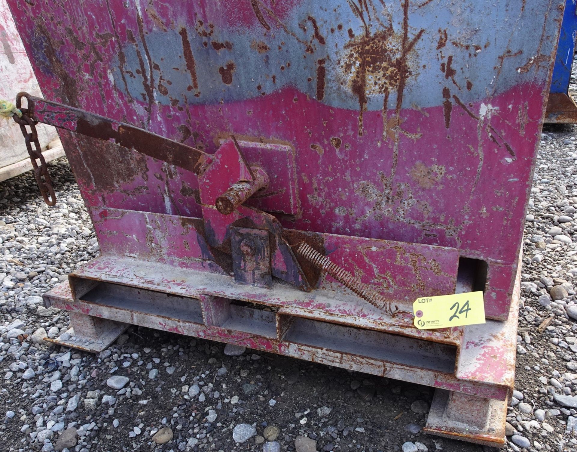 SKID MOUNTED SELF DUMPING WASTE BIN - Image 3 of 6