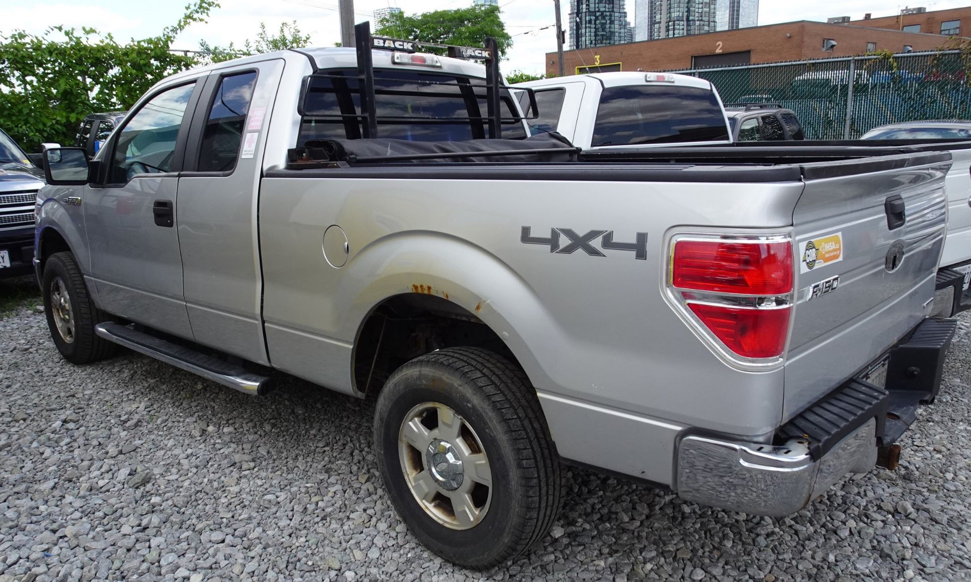 2013 FORD F150 XLT PICK -UP, BOX LINER, 4 X 4, 308,432 KMS, RUNNING BOARDS, BACK RACK, BOX COVER, - Image 4 of 12