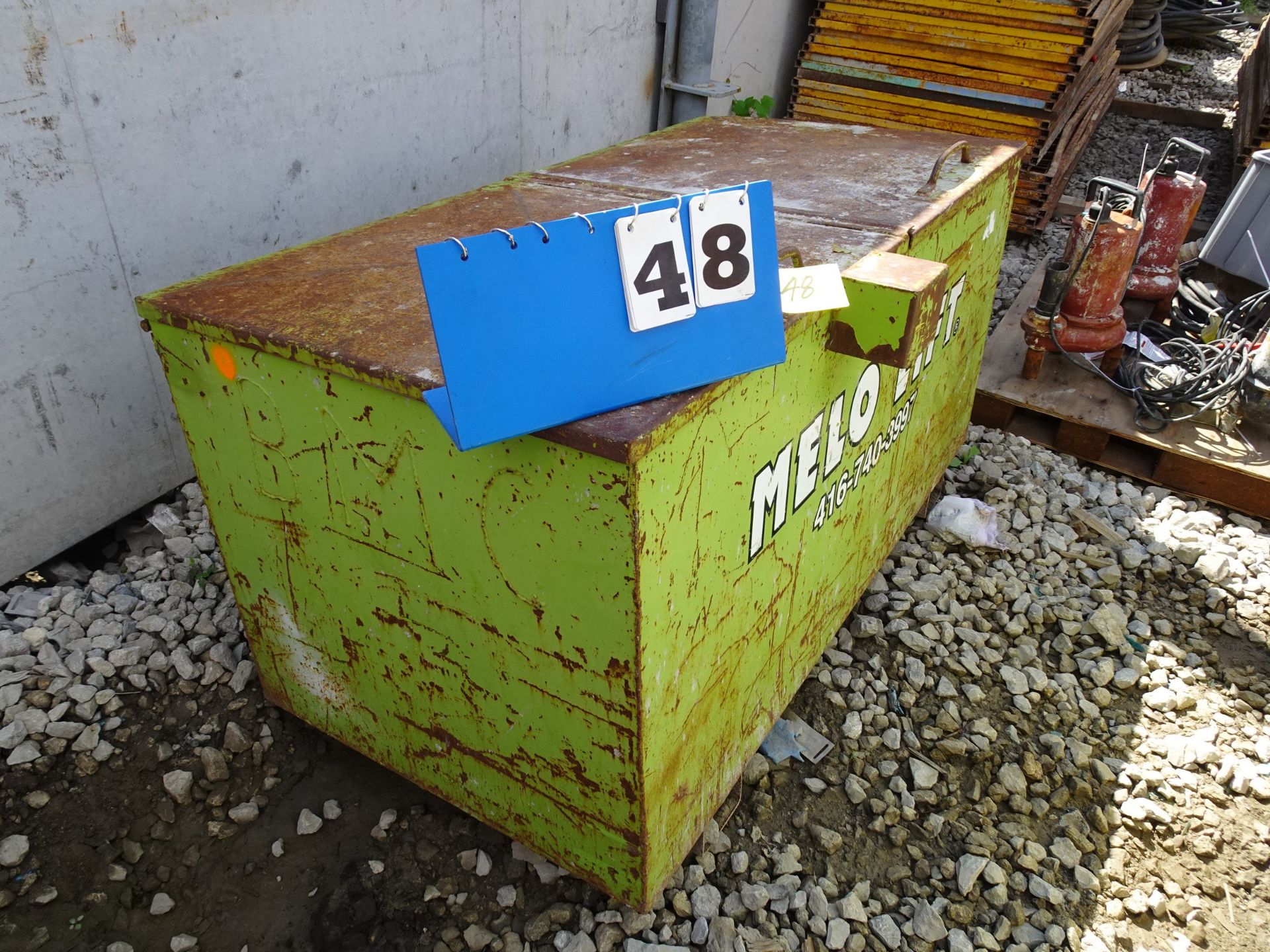 STEEL STORAGE CHEST - Image 2 of 3