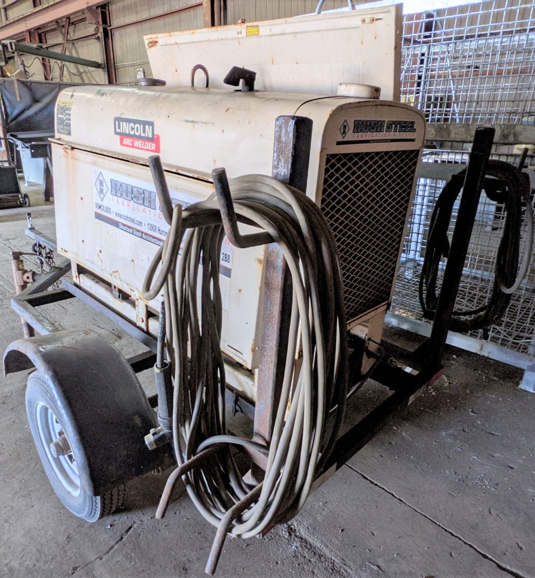 LINCOLN ELECTRIC CLASSIC III D SA300-TMD27 GAS POWERED WELDER ON TRAILER W/ CABLES - Image 8 of 8