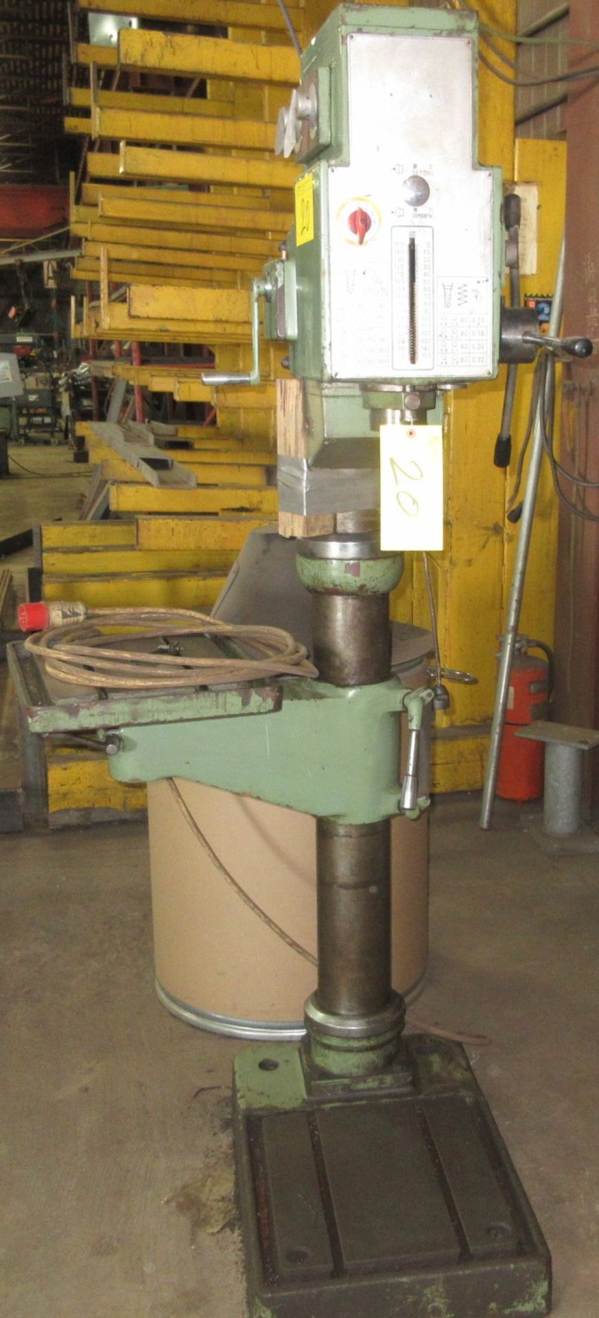 CHINESE BRAND GEAR HEAD DRILL PRESS, 380V, 72 TO 2,650 RPM, S/N 786, 16" X 13" TABLE - Image 5 of 5