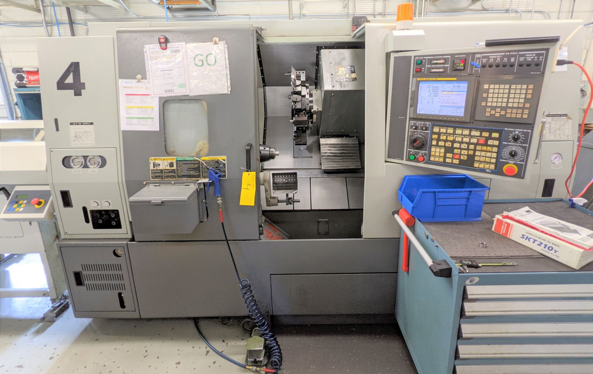 2006 HYUNDAI KIA SKT210Y CNC TURNING CENTER WITH FANUC 2TI-TB CNC CONTROL, 20” SWING OVER BED, 4,000