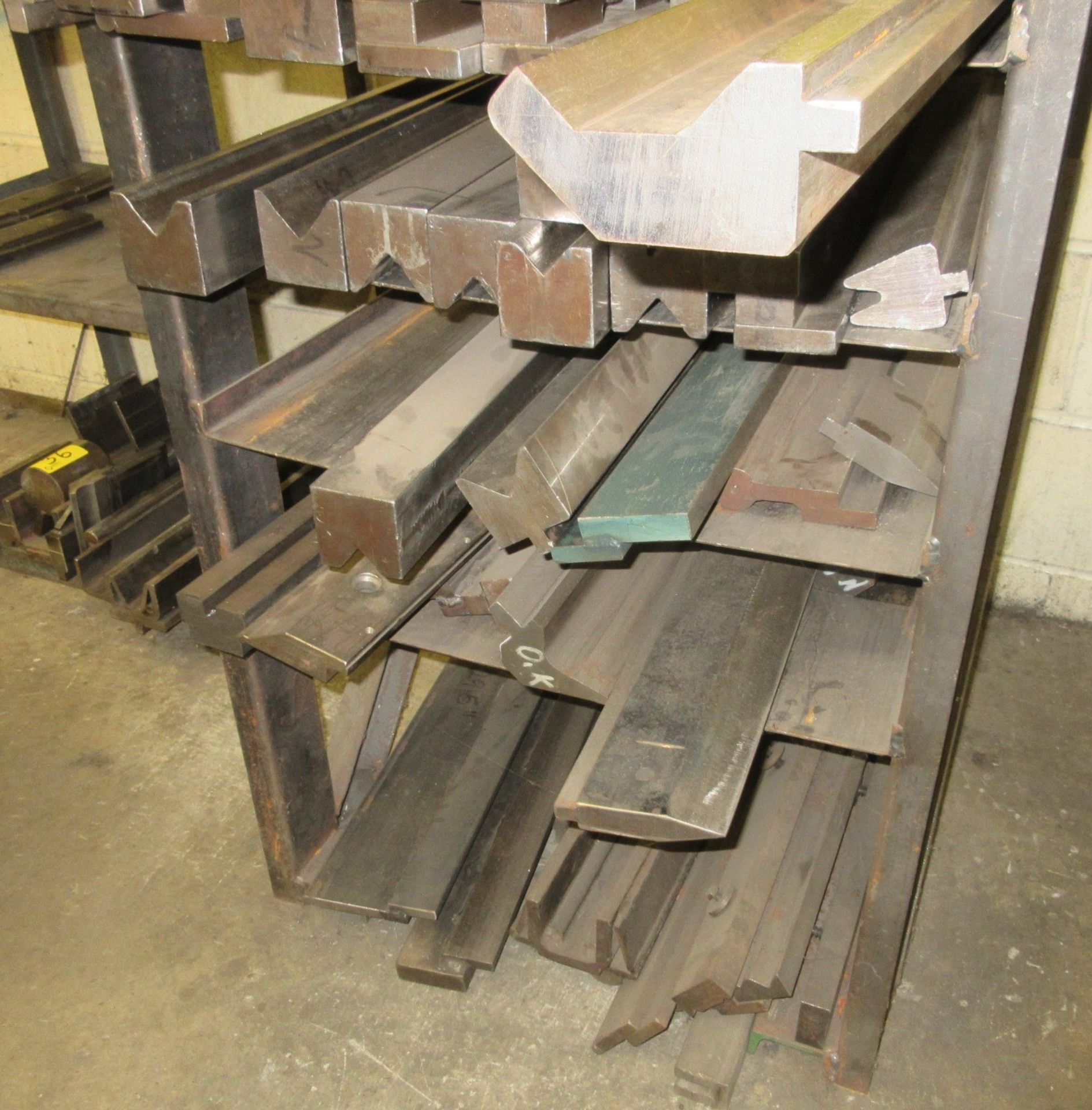 QTY. OF ASST. PRESS BRAKE DIES UP TO 45"L ON 8-LEVEL HEAVY DUTY STORAGE RACK - Image 5 of 6
