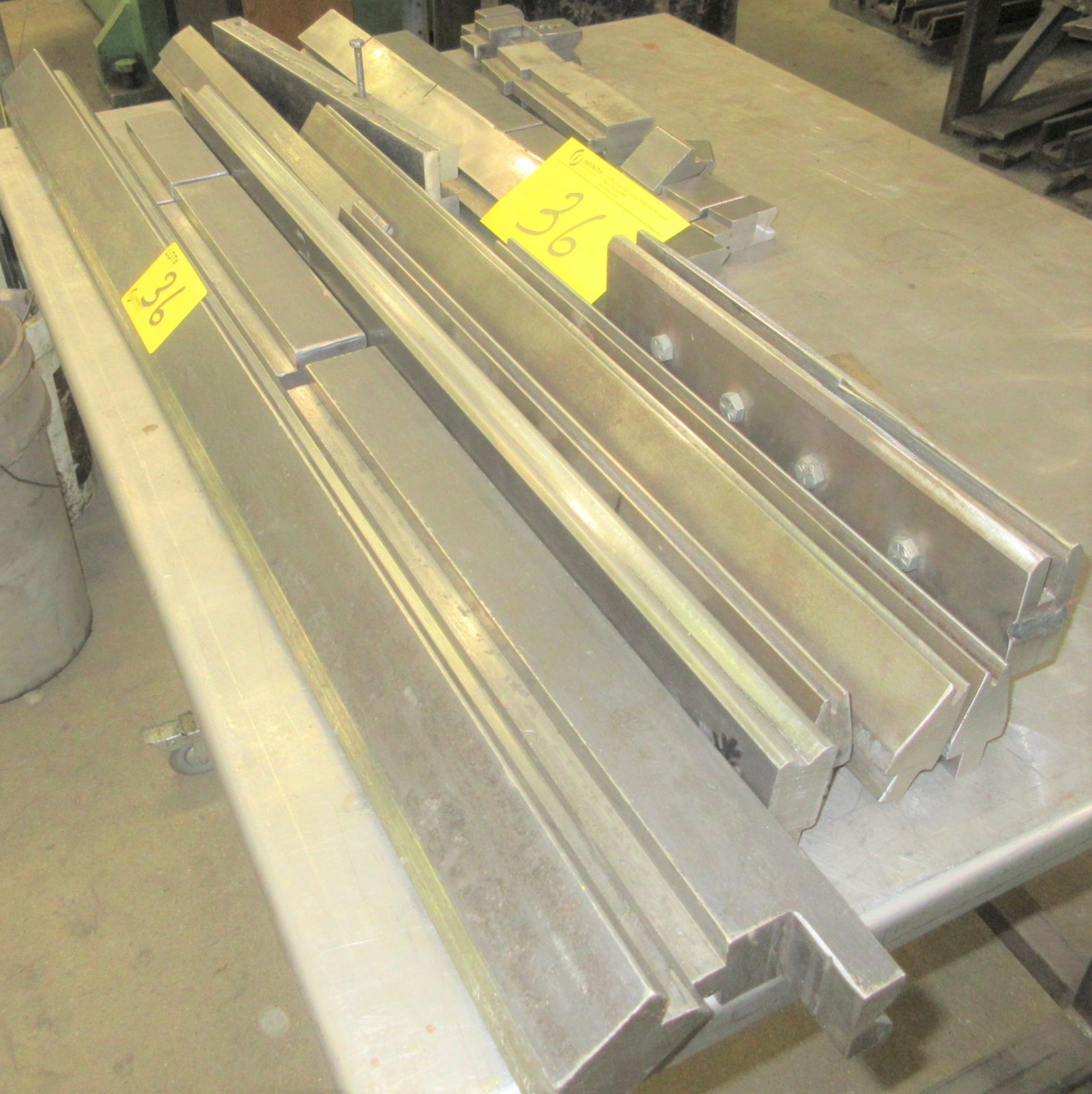 QTY. OF PRESS BRAKE DIES UP TO 40"L ON 3-LEVEL METAL RACK, METAL PORTABLE CART AND ON PROMECAN PRESS - Image 4 of 6