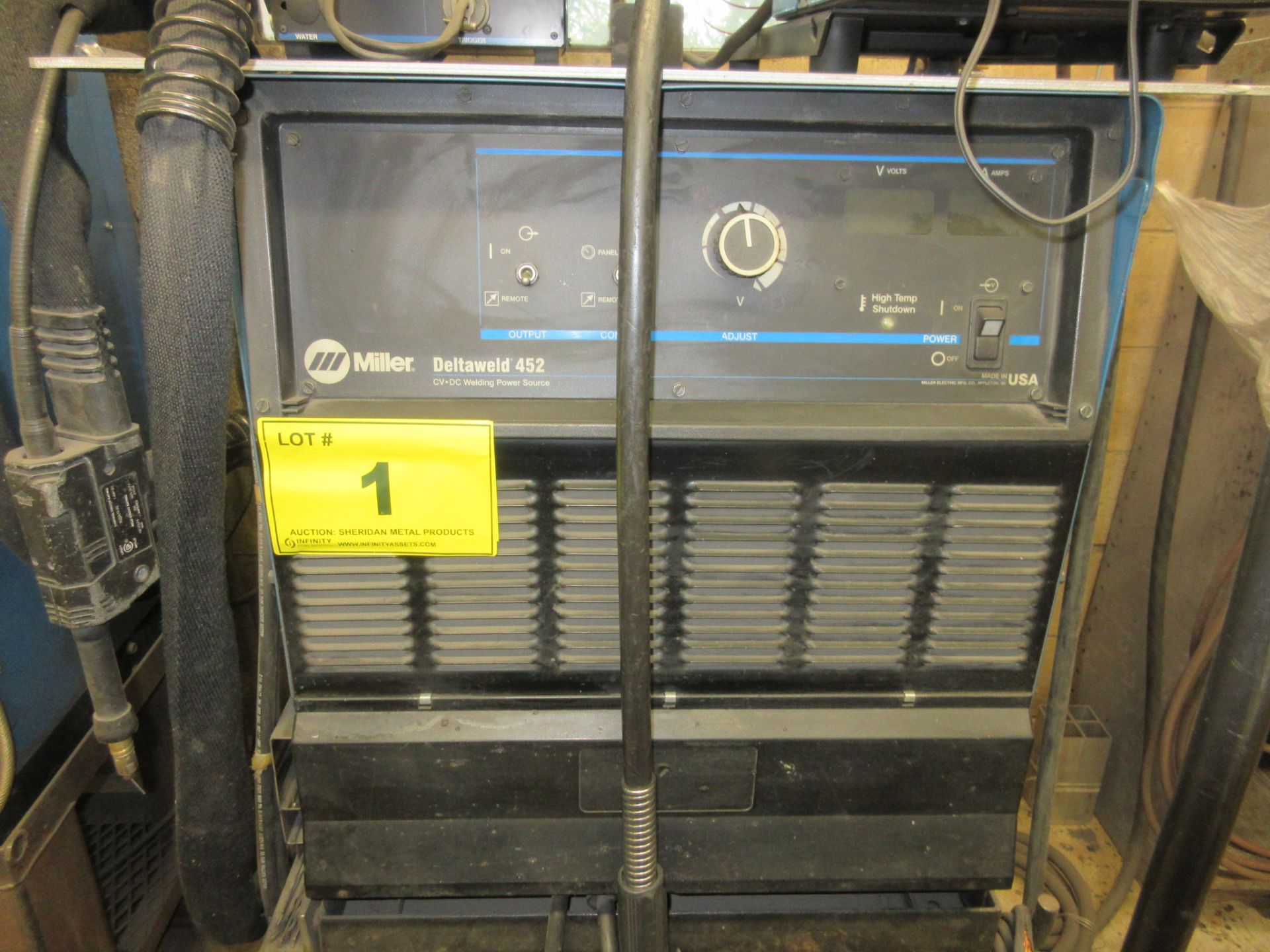 MILLER DELTAWELD 452 MIG WELDER W/ S-22A WIRE FEEDER, CABLES, STAND AND MILLER XR CONTROL W/ XR15A - Image 5 of 9