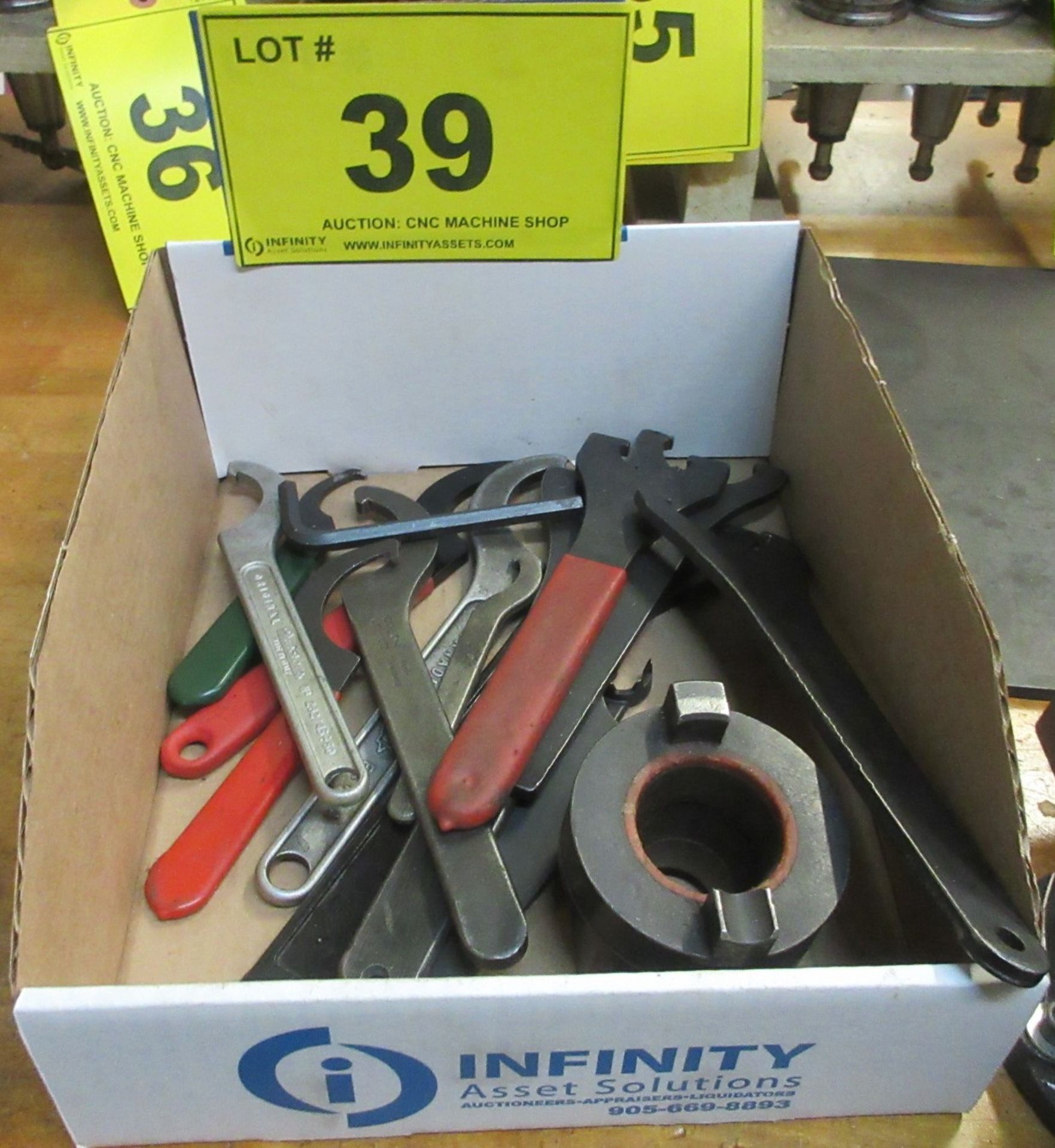 CAT 40 TOOL VISE AND CRESCENT WRENCHES