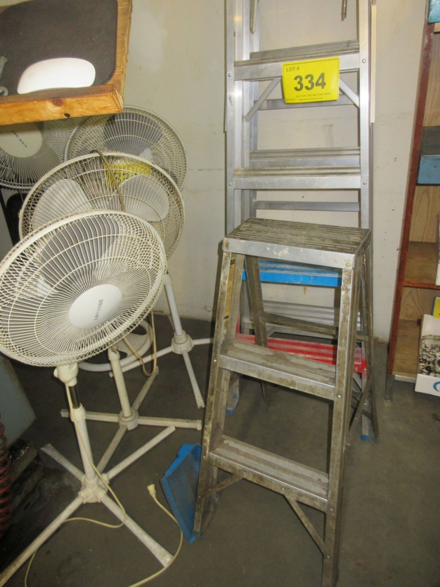 LOT OF (4) FANS AND (3) ALUMINUM LADDERS