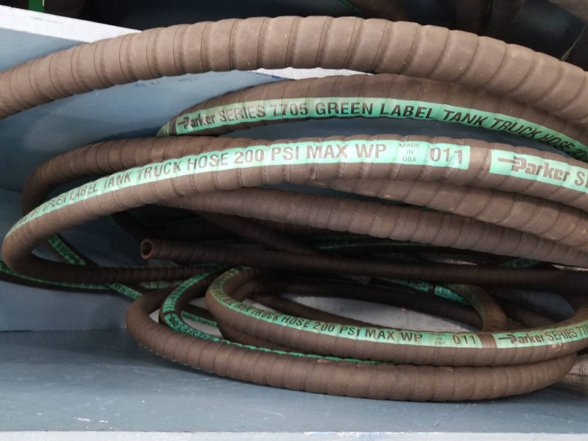 LOT - ASSORTED HYRAULIC HOSE - NO BIN (CONTENTS ONLY) - Image 7 of 7