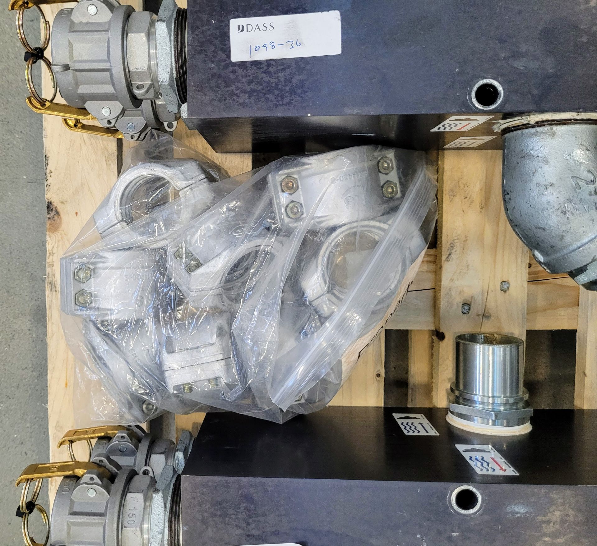 LOT - 12 CIRCUIT WATER MANIFOLDS - Image 2 of 3