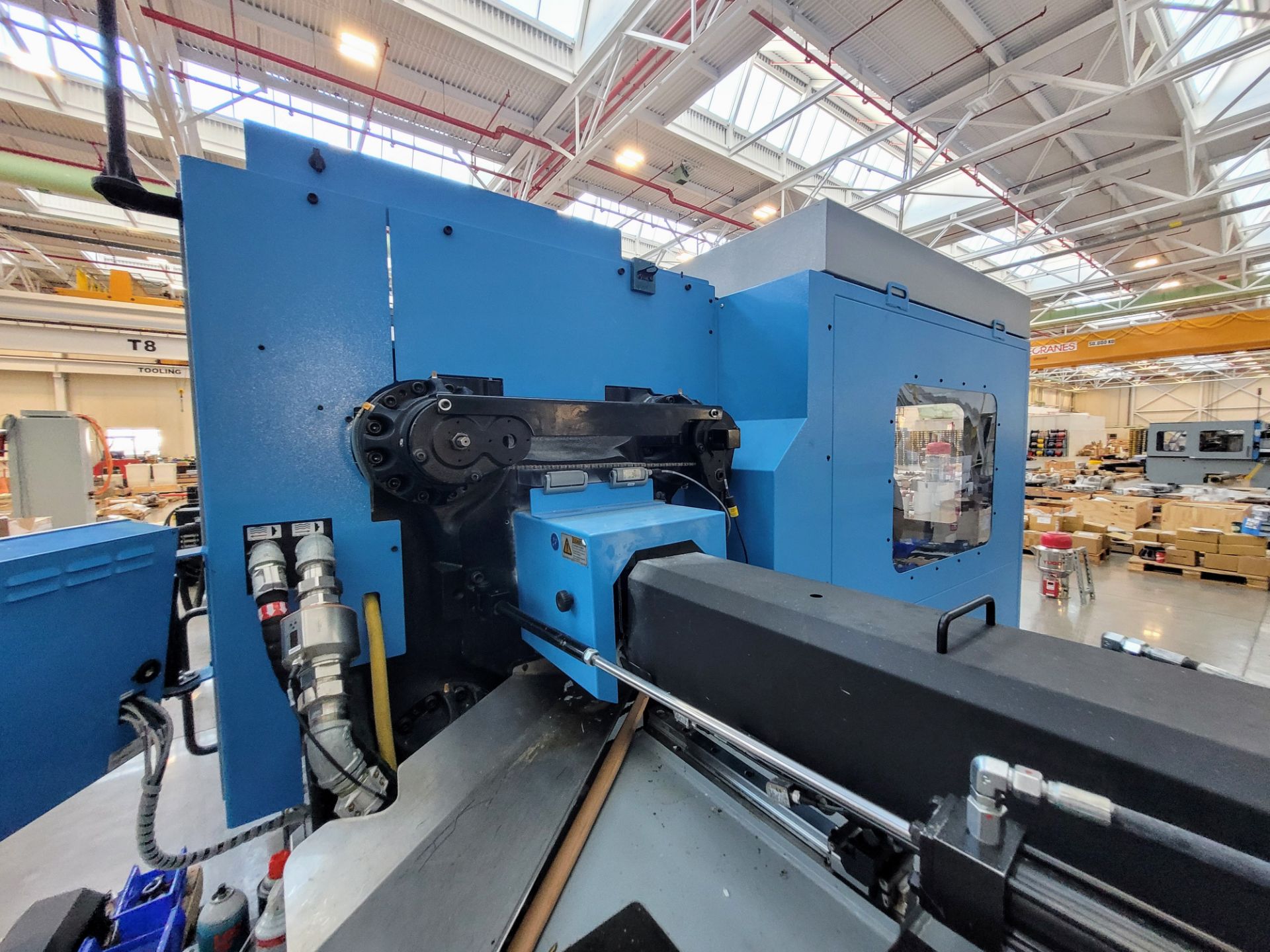 2016 NIIGON APET 150 RS 42/36 HORIZONTAL INJECTION MOLDING MACHINE, 170 TON CAPACITY, 5.5 OZ SHOT - Image 11 of 24