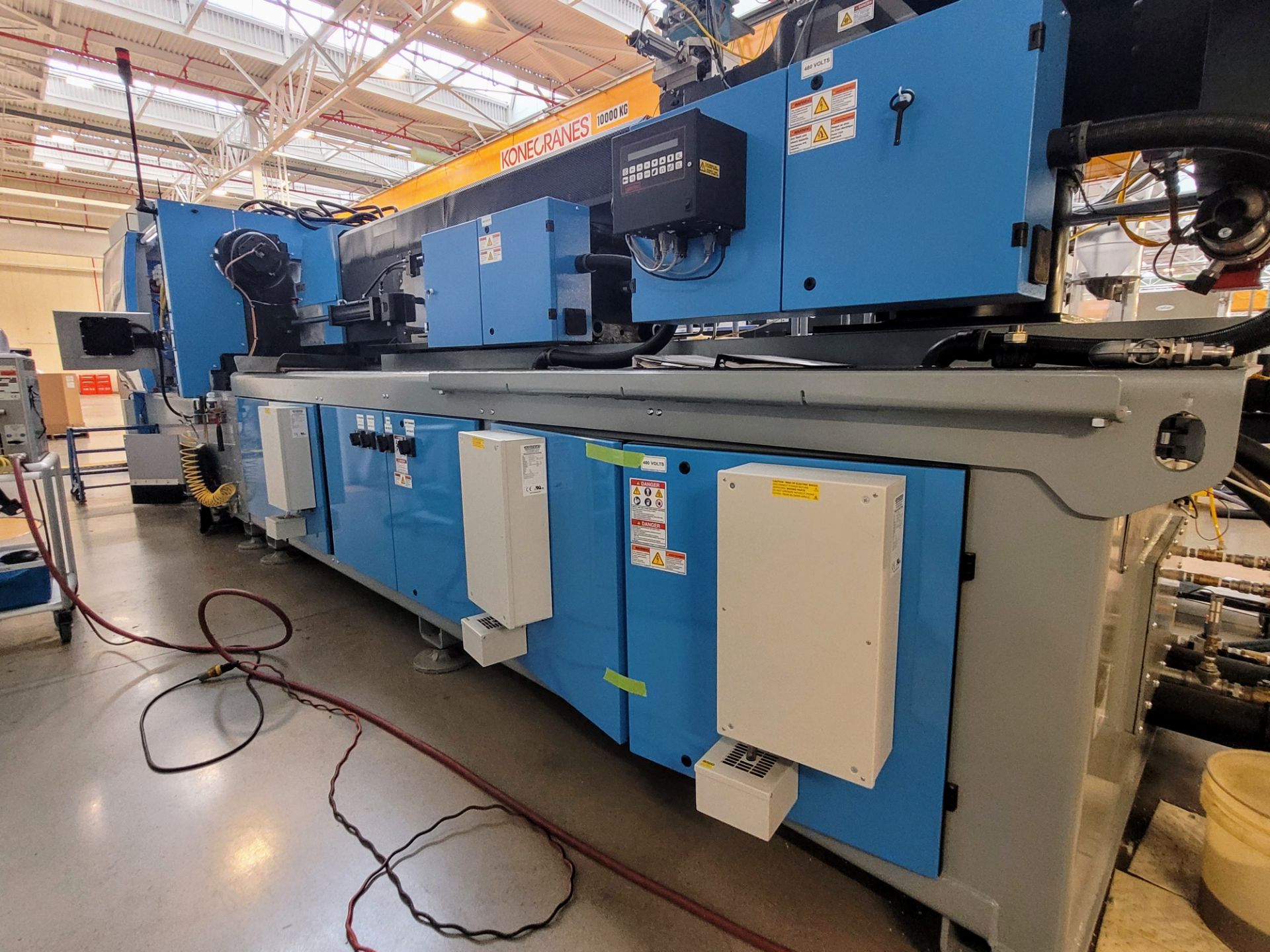 2019 NIIGON NPET 300 P120 E120 LIGHTS OUT HORIZONTAL TO STAGE INJECTION MOLDING MACHINE, 337 TON - Image 15 of 37