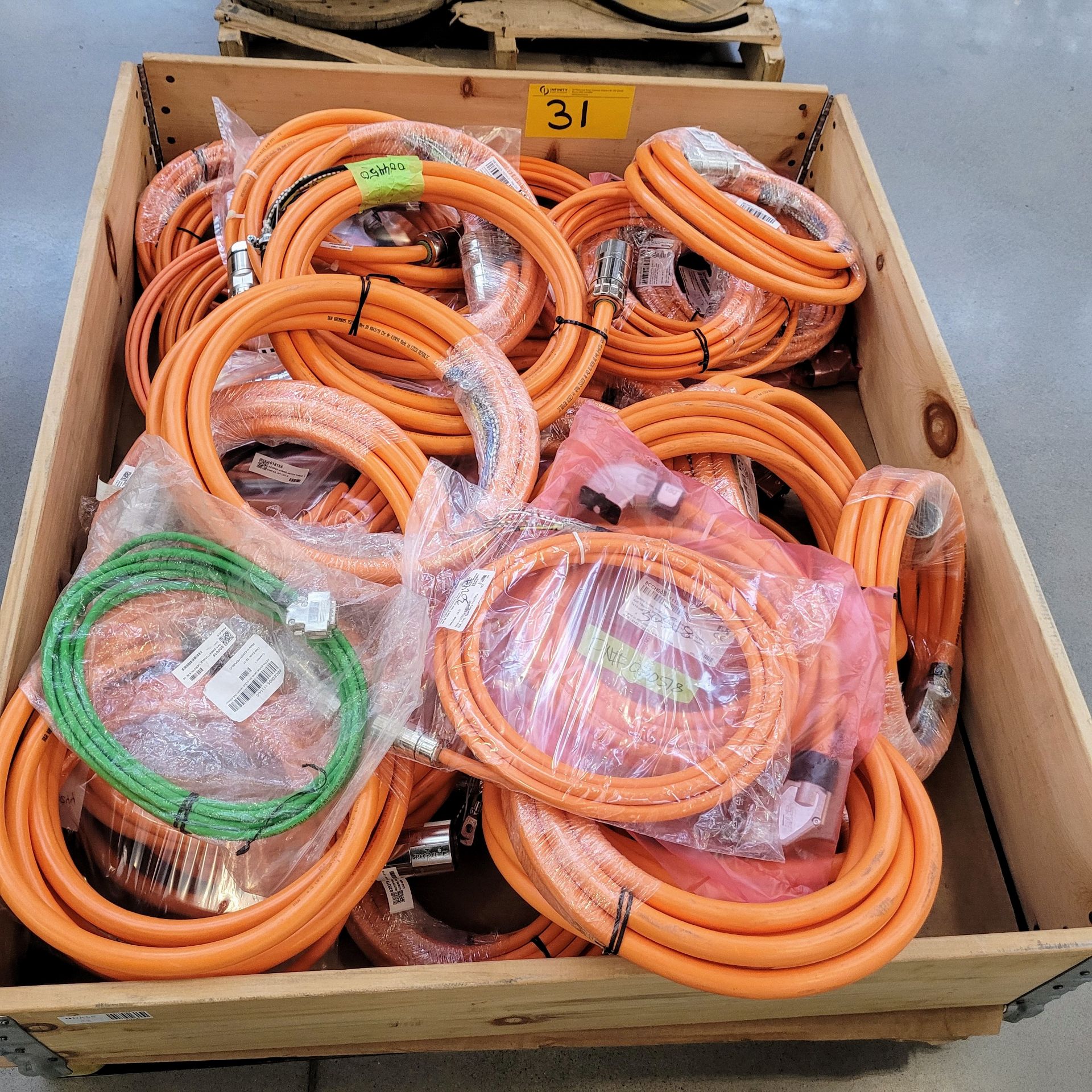 LOT - ASSORTED CABLE ACOPOS MULTI MOTOR CABLE