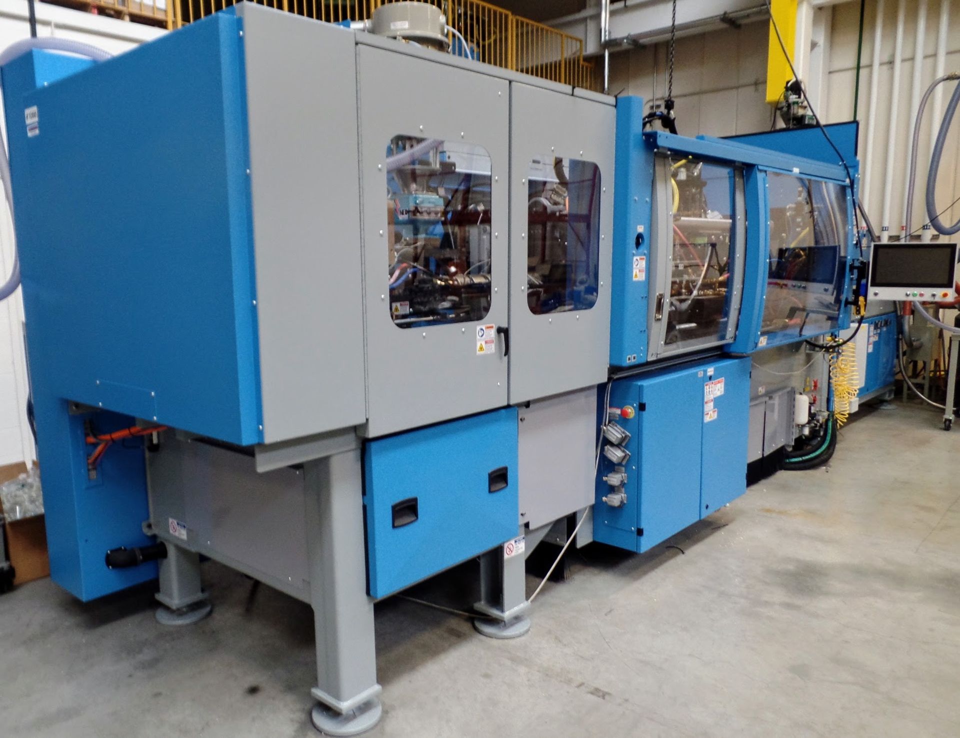 2019 NIIGON NPET 150LL CUBE HORIZONTAL INJECTION MOLDING MACHINE, S/N 1066, 560MM X 560MM TIE BAR - Image 6 of 29