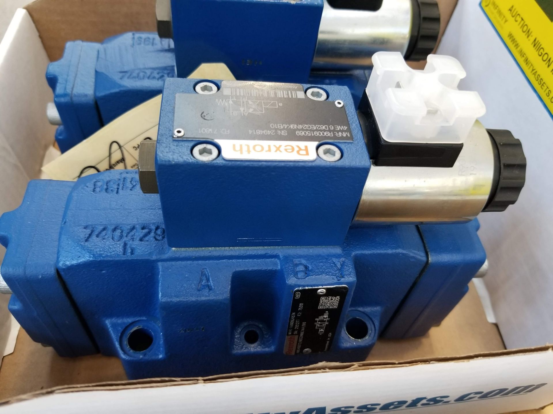 BOSCH REXROTH NG16 DIRECTIONAL VALVE, 2/4, 24 VDC - Image 4 of 5