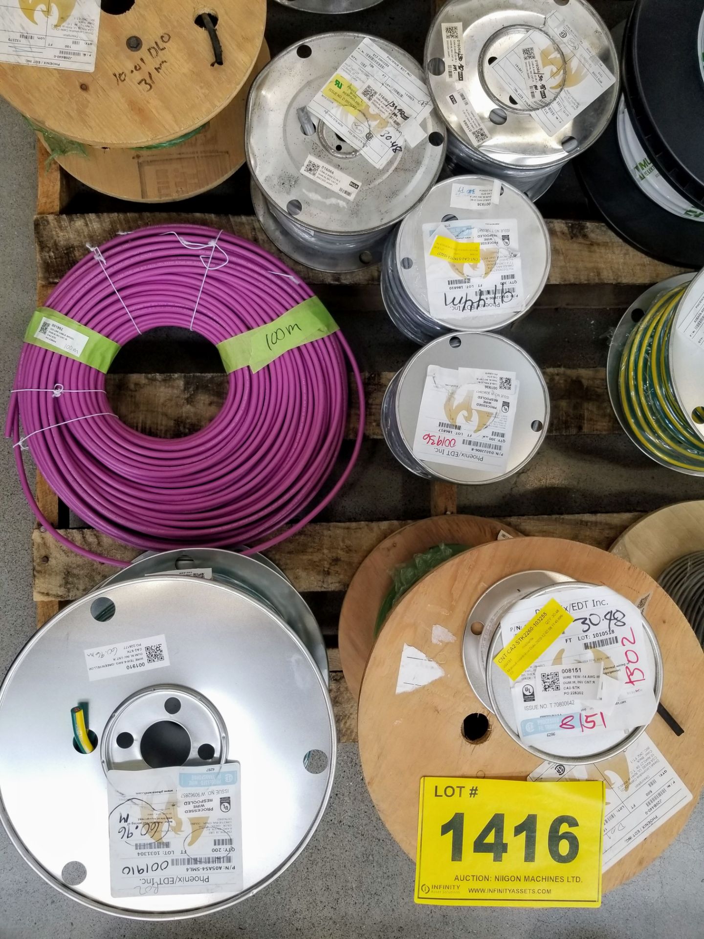 LOT - PALLET OF ASSORTED CABLES - Image 2 of 5