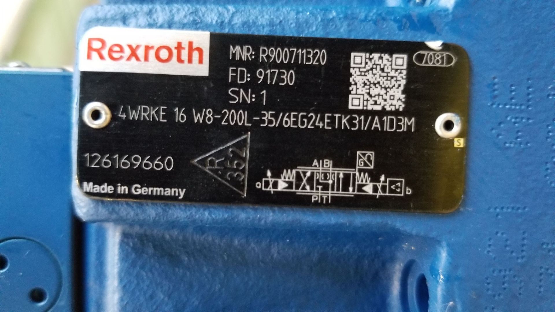 BOSCH REXROTH NG16 PROPORTIONAL VALVE, A-B-T, W/ POS F/B - Image 5 of 9