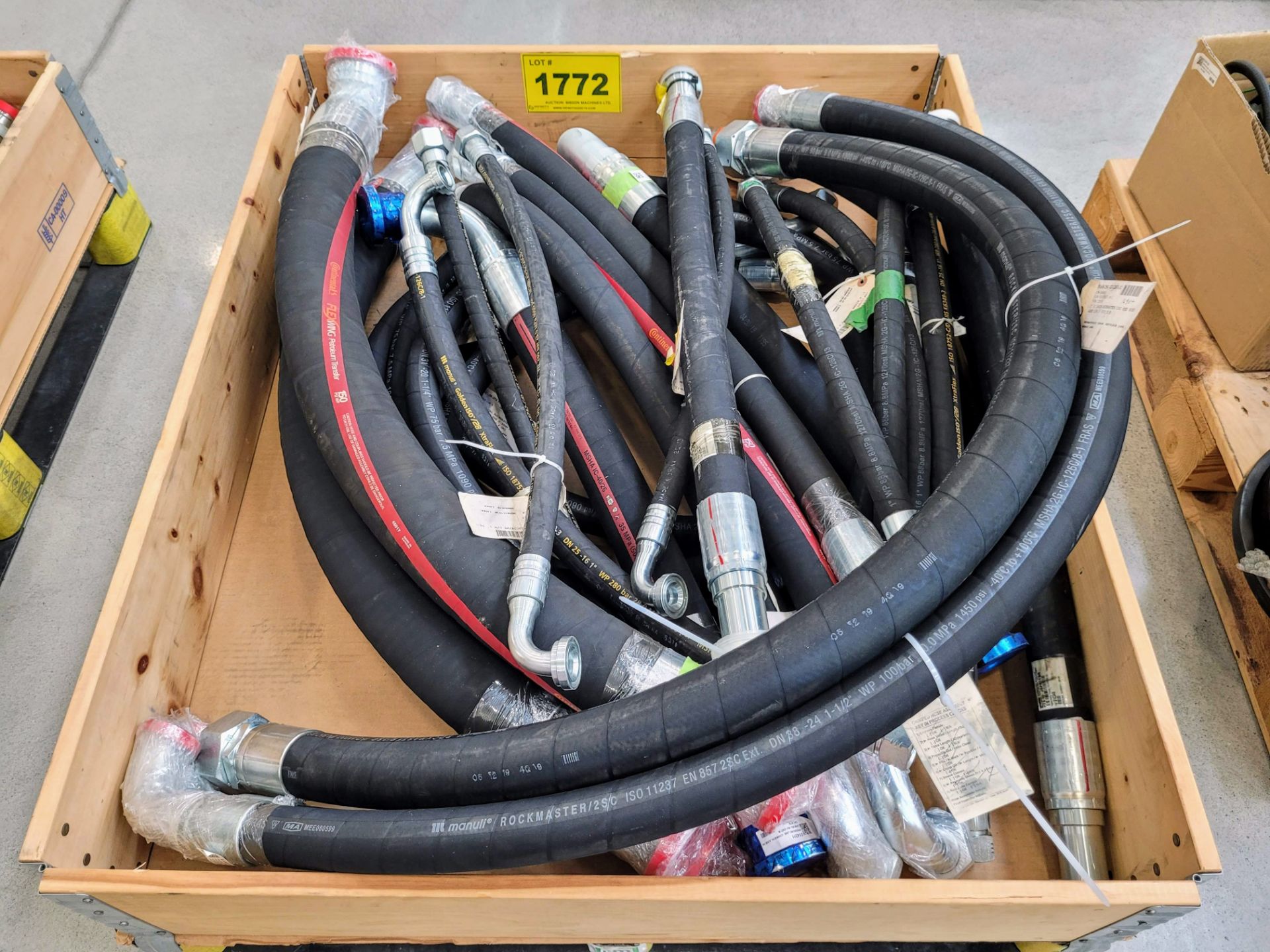 LOT - ASSORTED HOSE ASSEMBLY