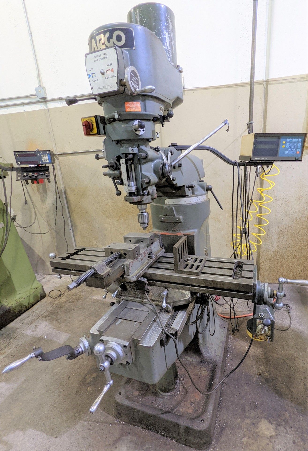 ARGO 942VS VERTICAL MILLING MACHINE, S/N 7079, MITUTOYO 2-AXIS DRO, ALIGN POWER FEED, SPEEDS TO 4, - Image 3 of 12