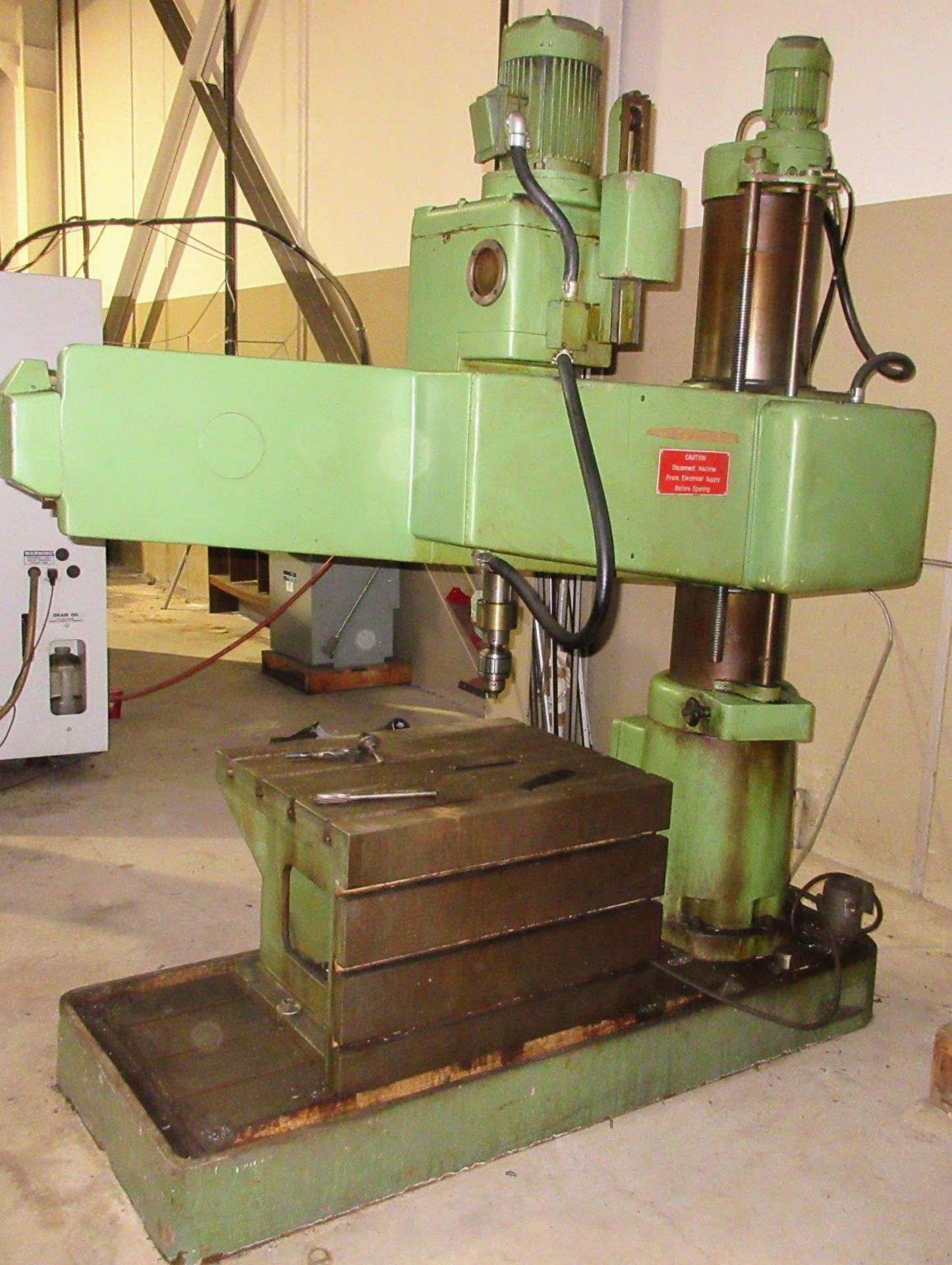 EMA RADIAL ARM DRILL, 4' ARM W/ BOX TABLE - Image 3 of 5