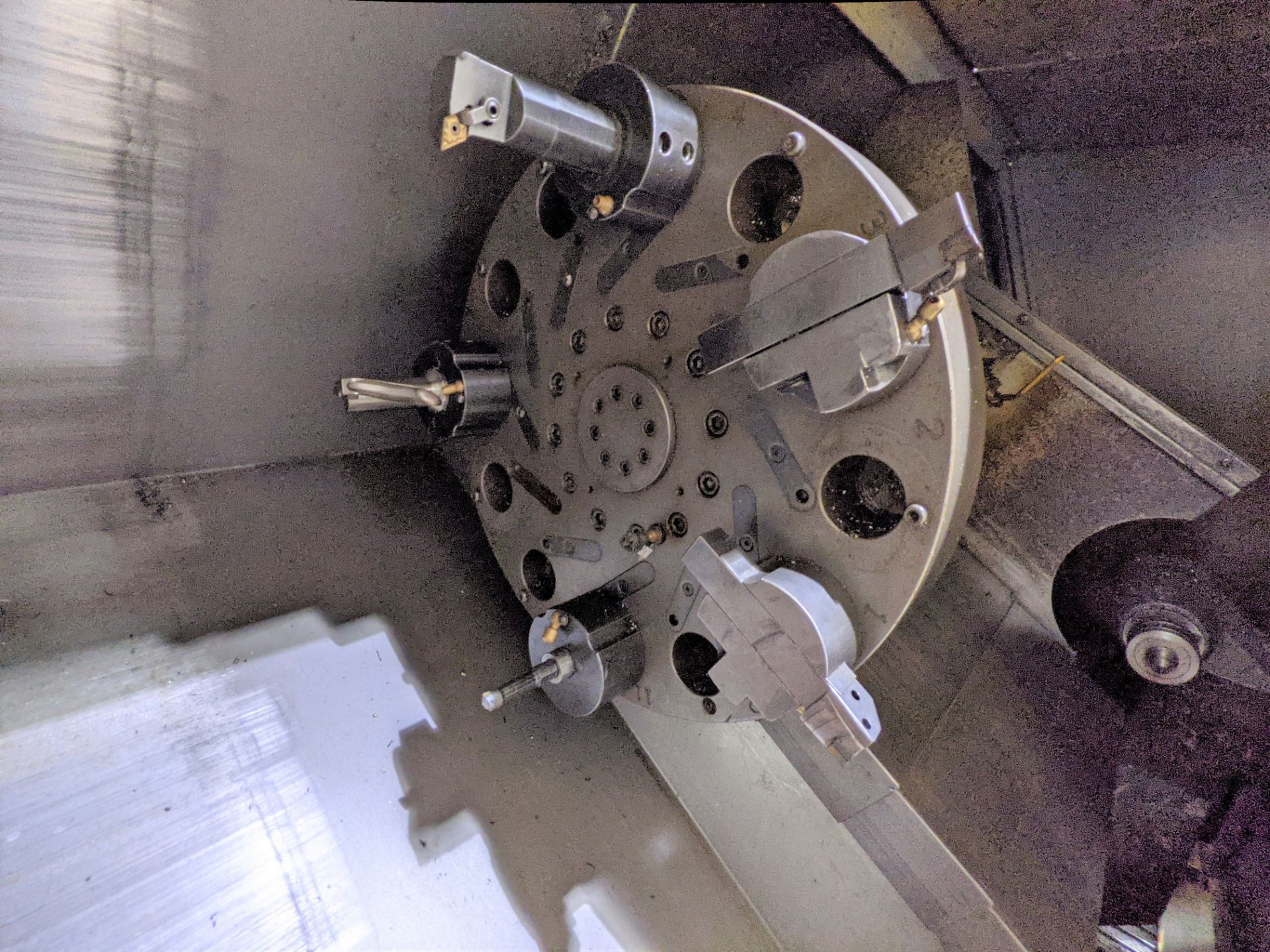 HAAS HL4 CNC LATHE, S/N 61664, CNC CONTROL, 10” 3-JAW CHUCK, TOOL PRESETTER, 12-STATION TURRET, - Image 11 of 21