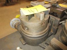 8" ROTARY TABLE W/ 8" 3-JAW CHUCK