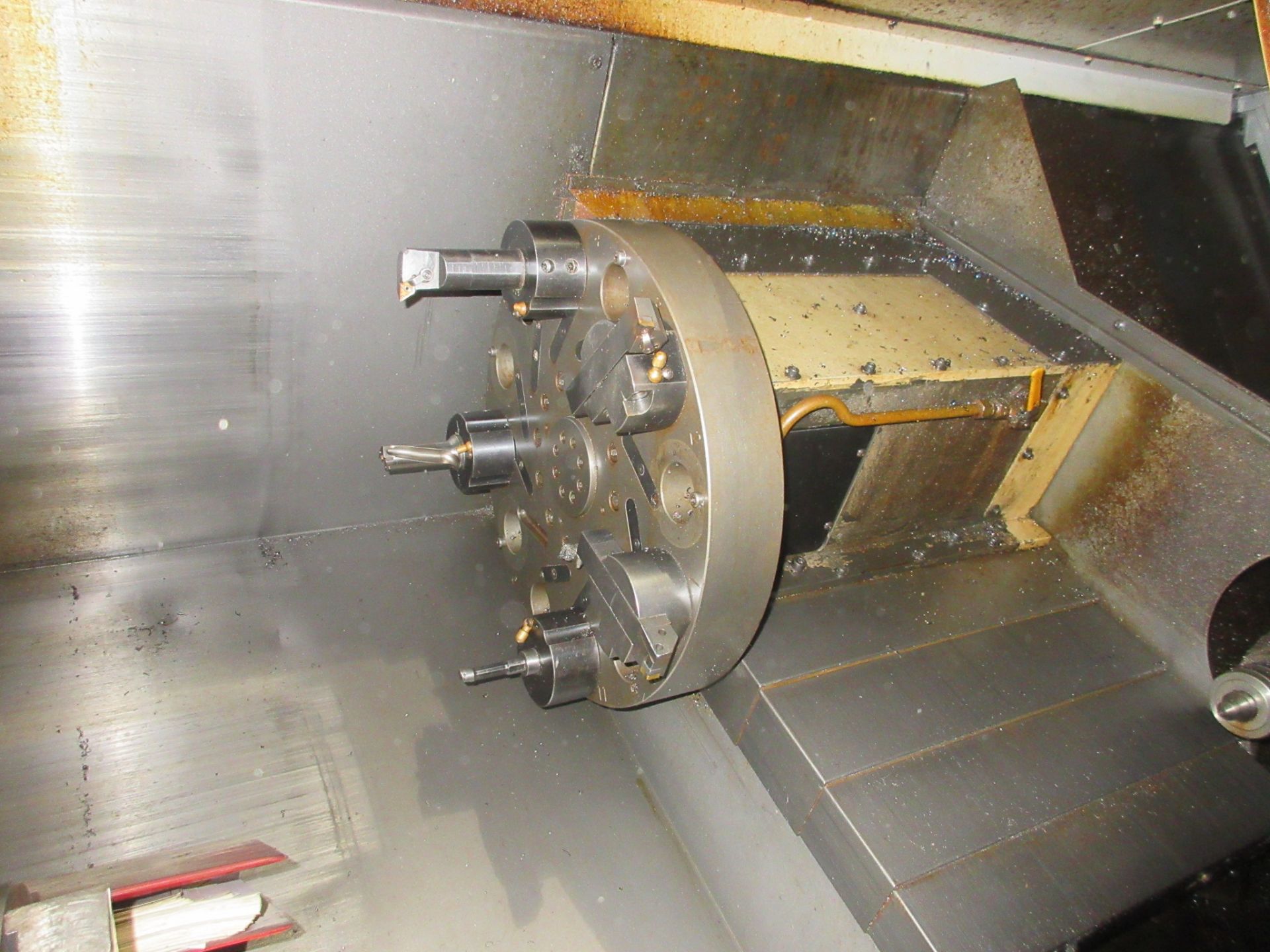 HAAS HL4 CNC LATHE, S/N 61664, CNC CONTROL, 10” 3-JAW CHUCK, TOOL PRESETTER, 12-STATION TURRET, - Image 6 of 21