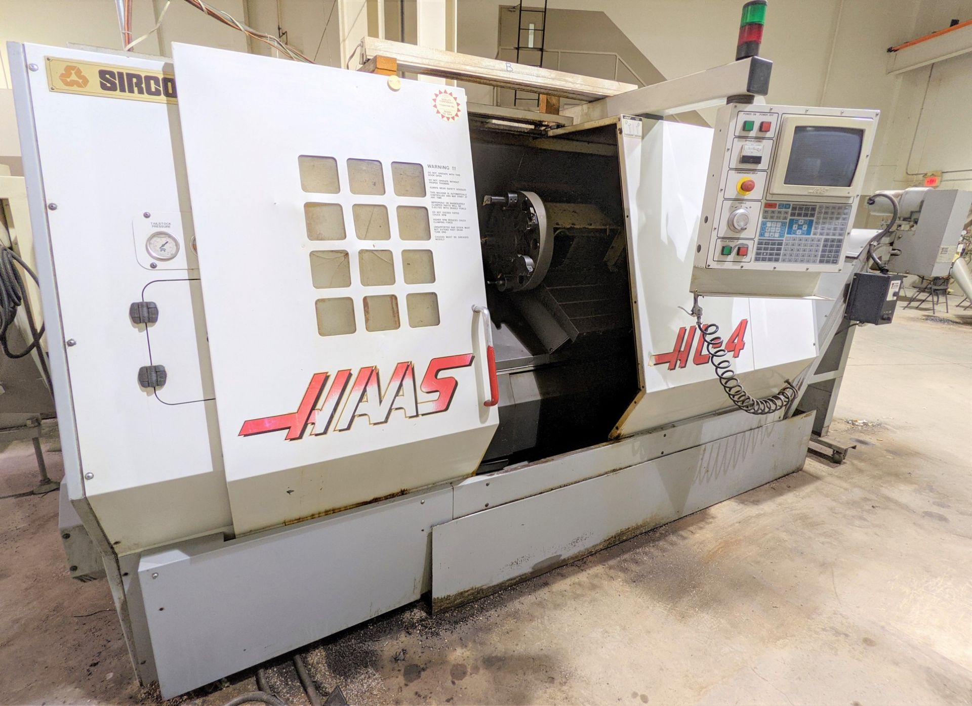 HAAS HL4 CNC LATHE, S/N 61664, CNC CONTROL, 10” 3-JAW CHUCK, TOOL PRESETTER, 12-STATION TURRET, - Image 3 of 21