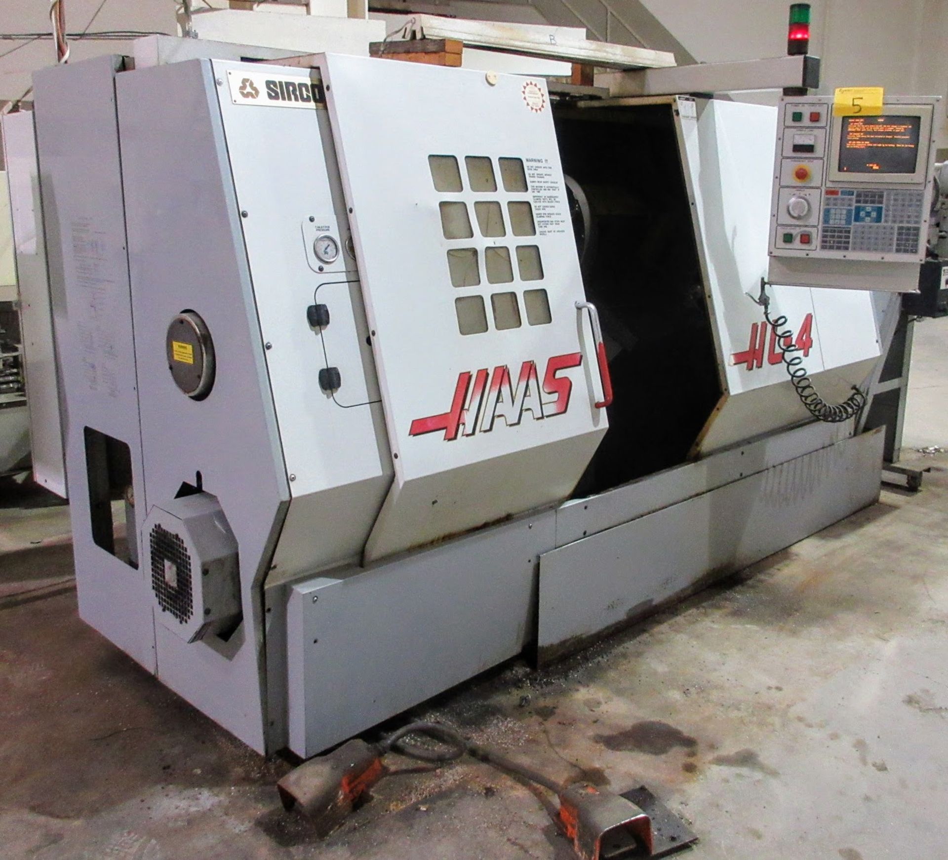 HAAS HL4 CNC LATHE, S/N 61664, CNC CONTROL, 10” 3-JAW CHUCK, TOOL PRESETTER, 12-STATION TURRET, - Image 2 of 21