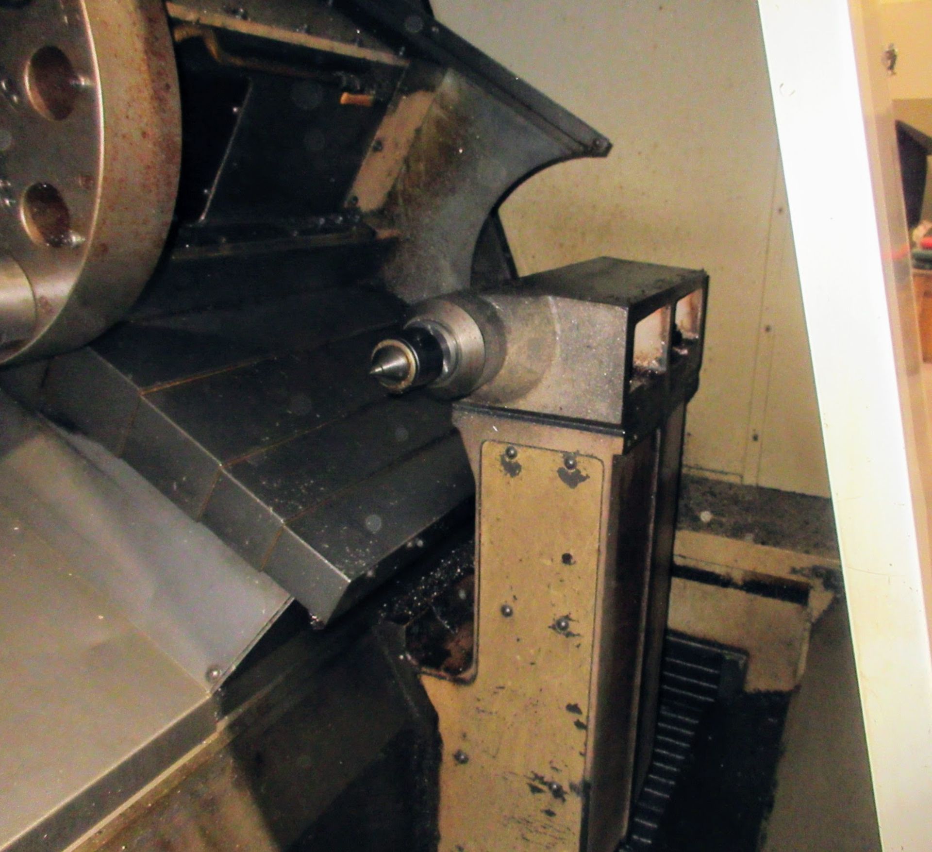 2000 HAAS SL-30T CNC LATHE, S/N 62806, CNC CONTROL, 10” 3-JAW CHUCK, TOOL PRESETTER, 12-STATION - Image 7 of 23
